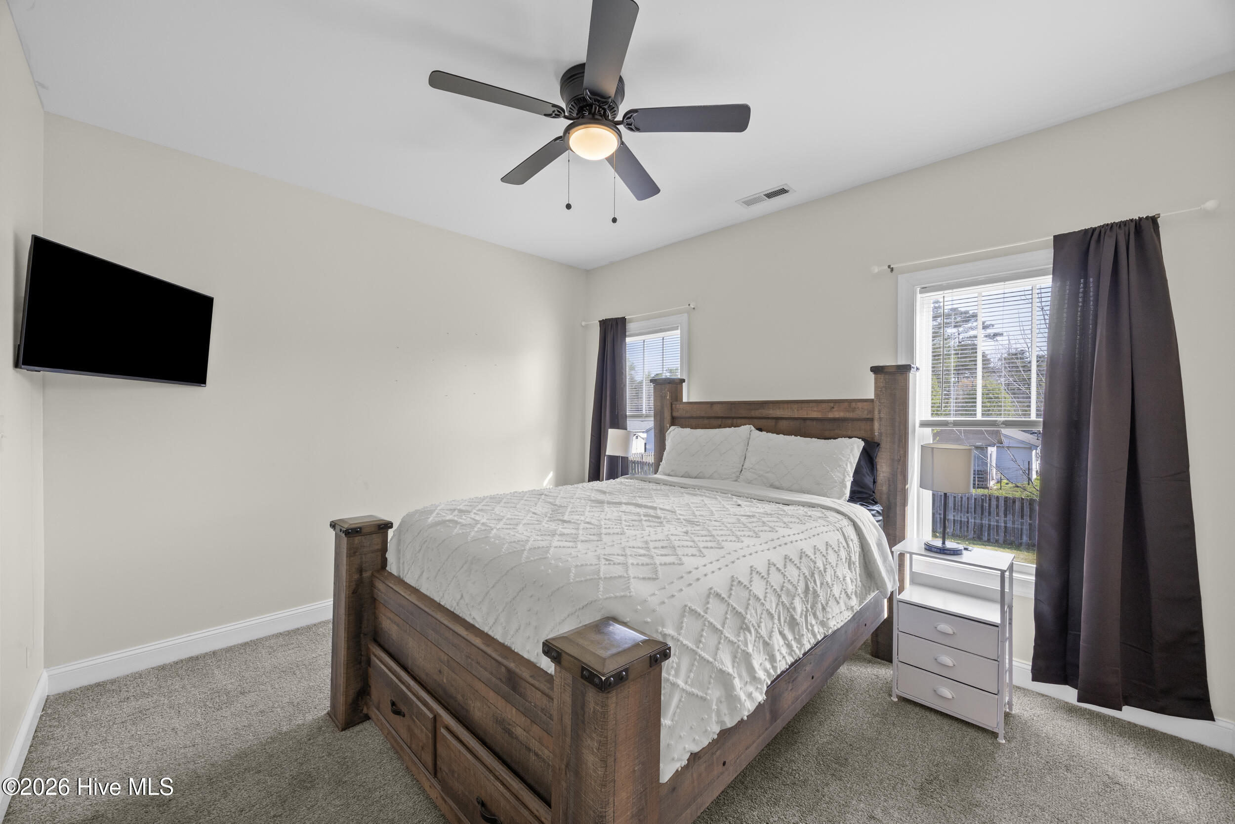 100564548 | Photo 16