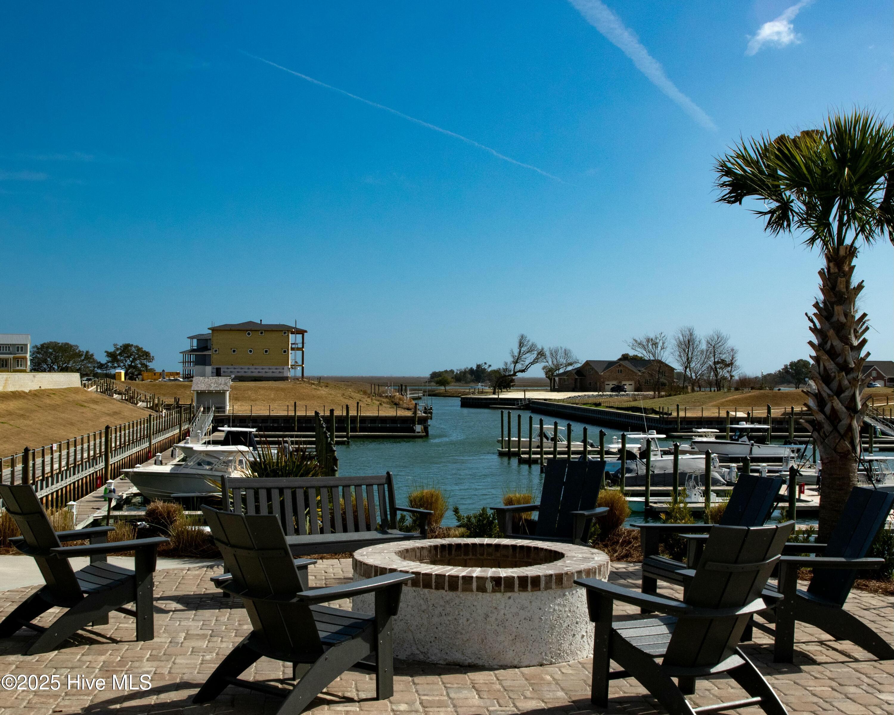 100489115 | Photo 33