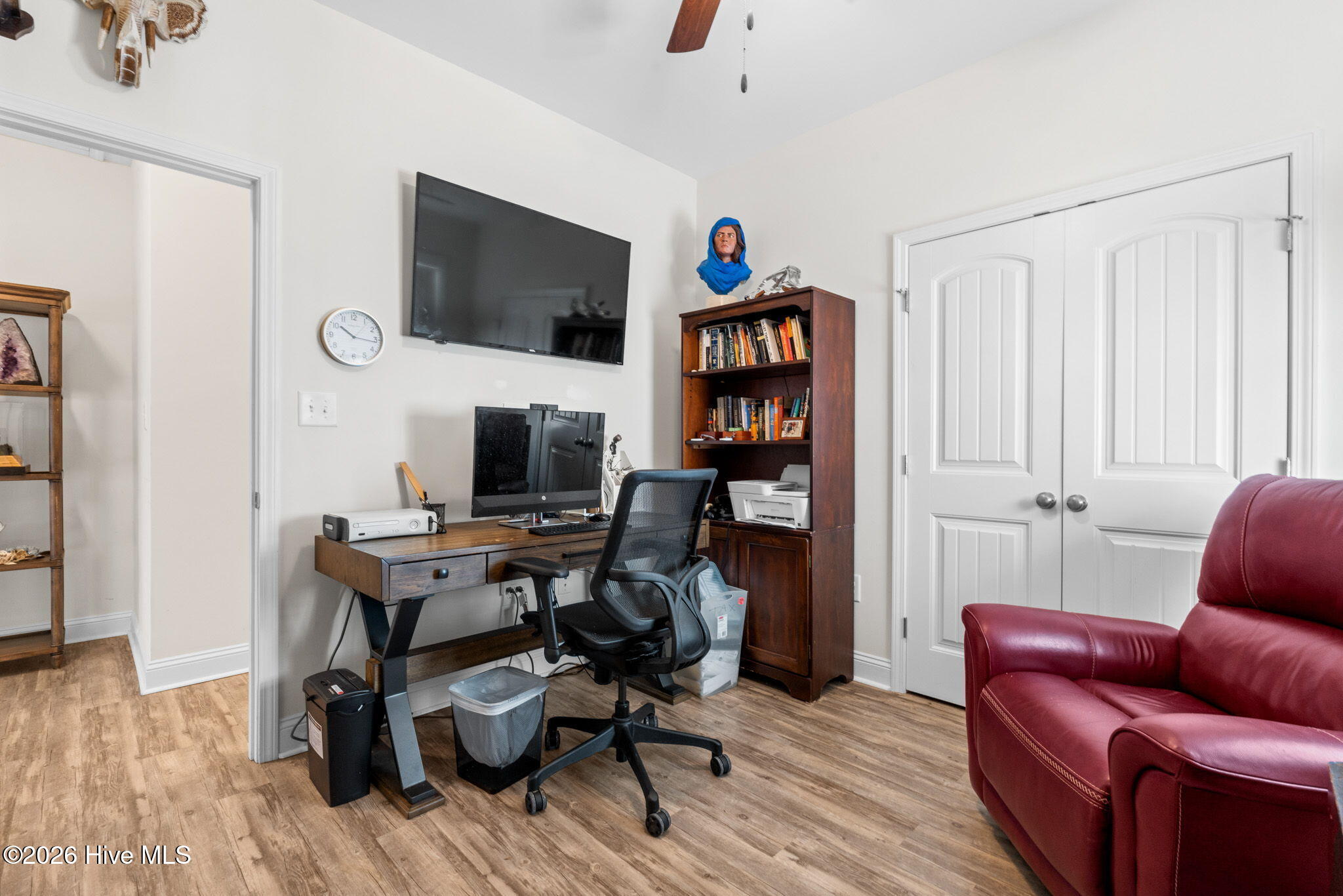 100564340 | Photo 20