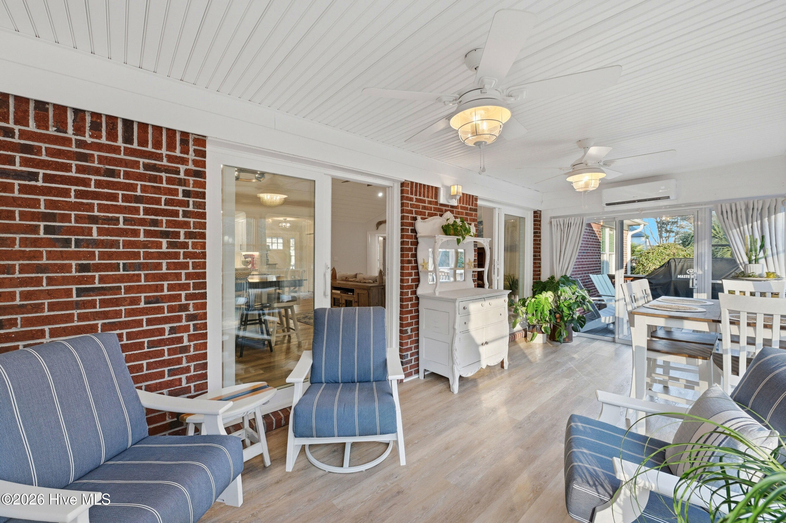 100555561 | Photo 39