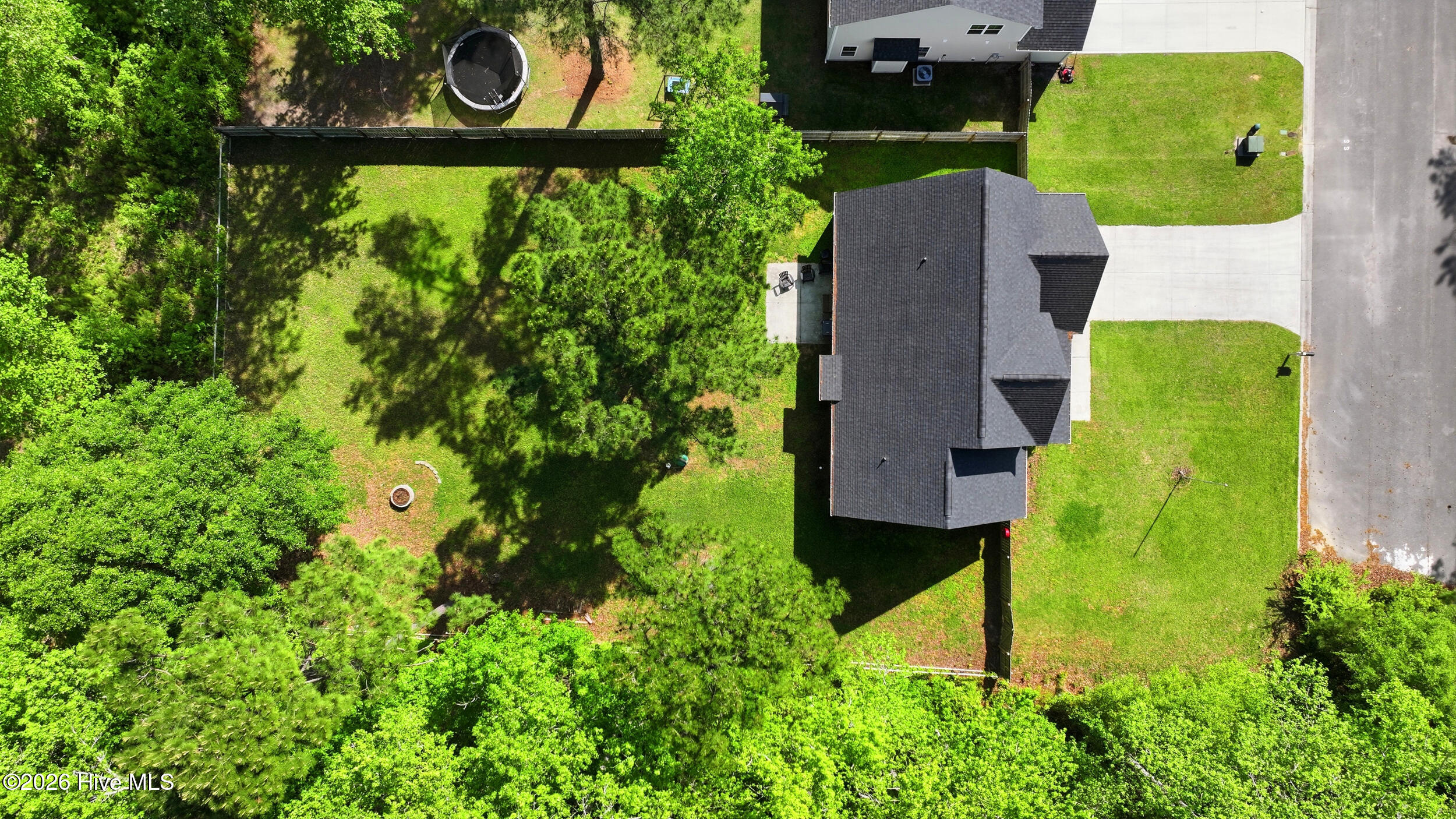 100568346 | Photo 49