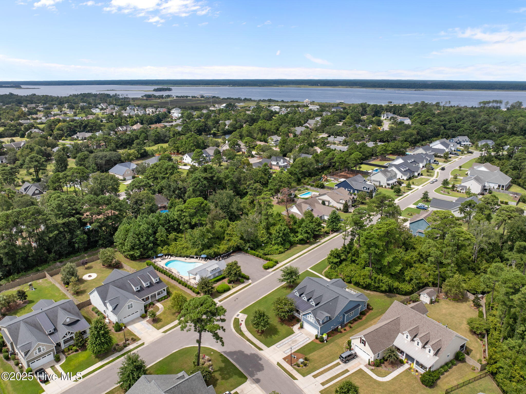 100525866 | Photo 62