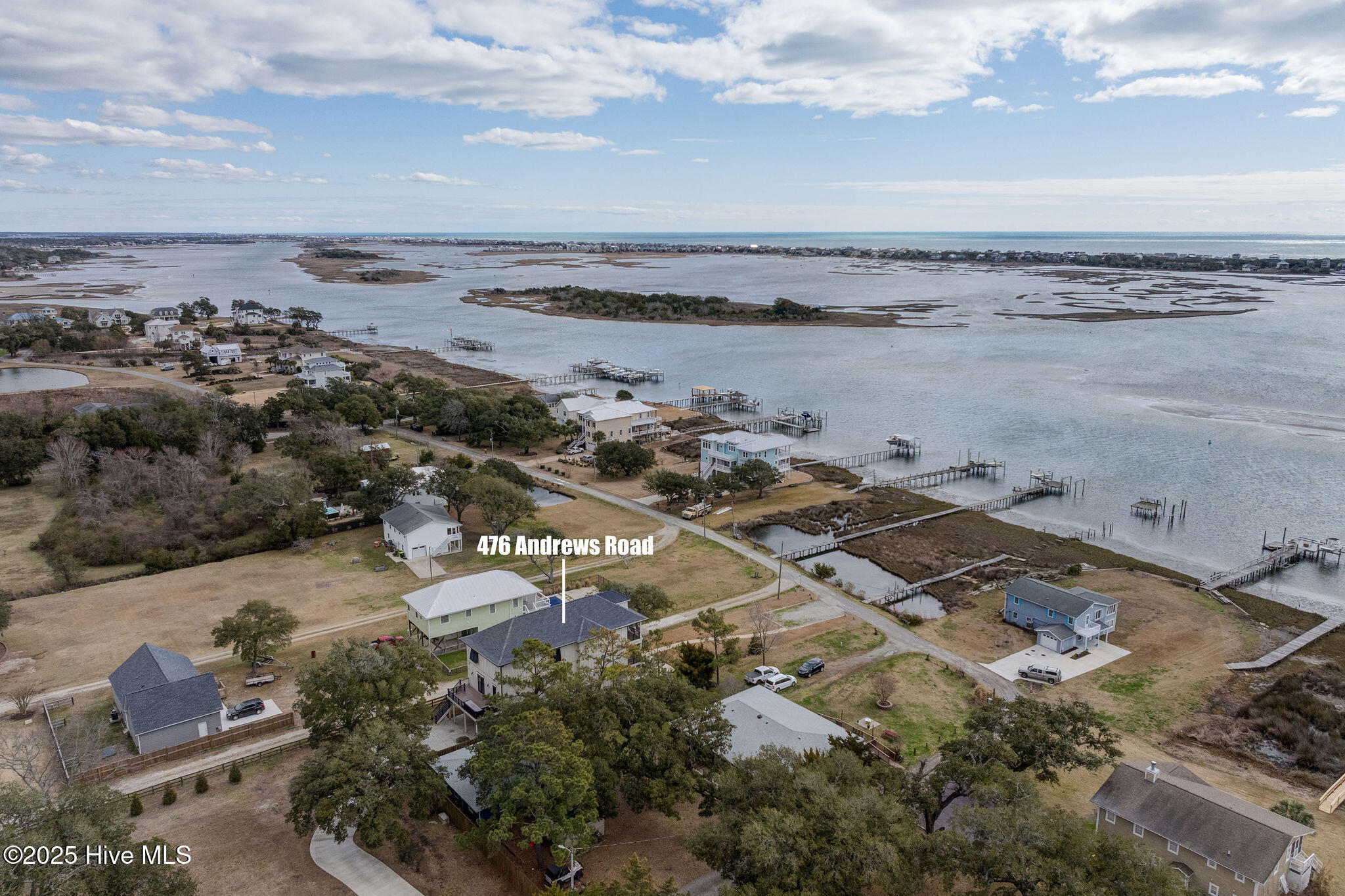 100556089 | Photo 87