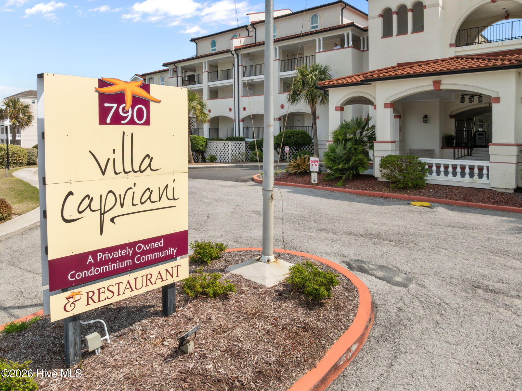 100562766 | Photo 33