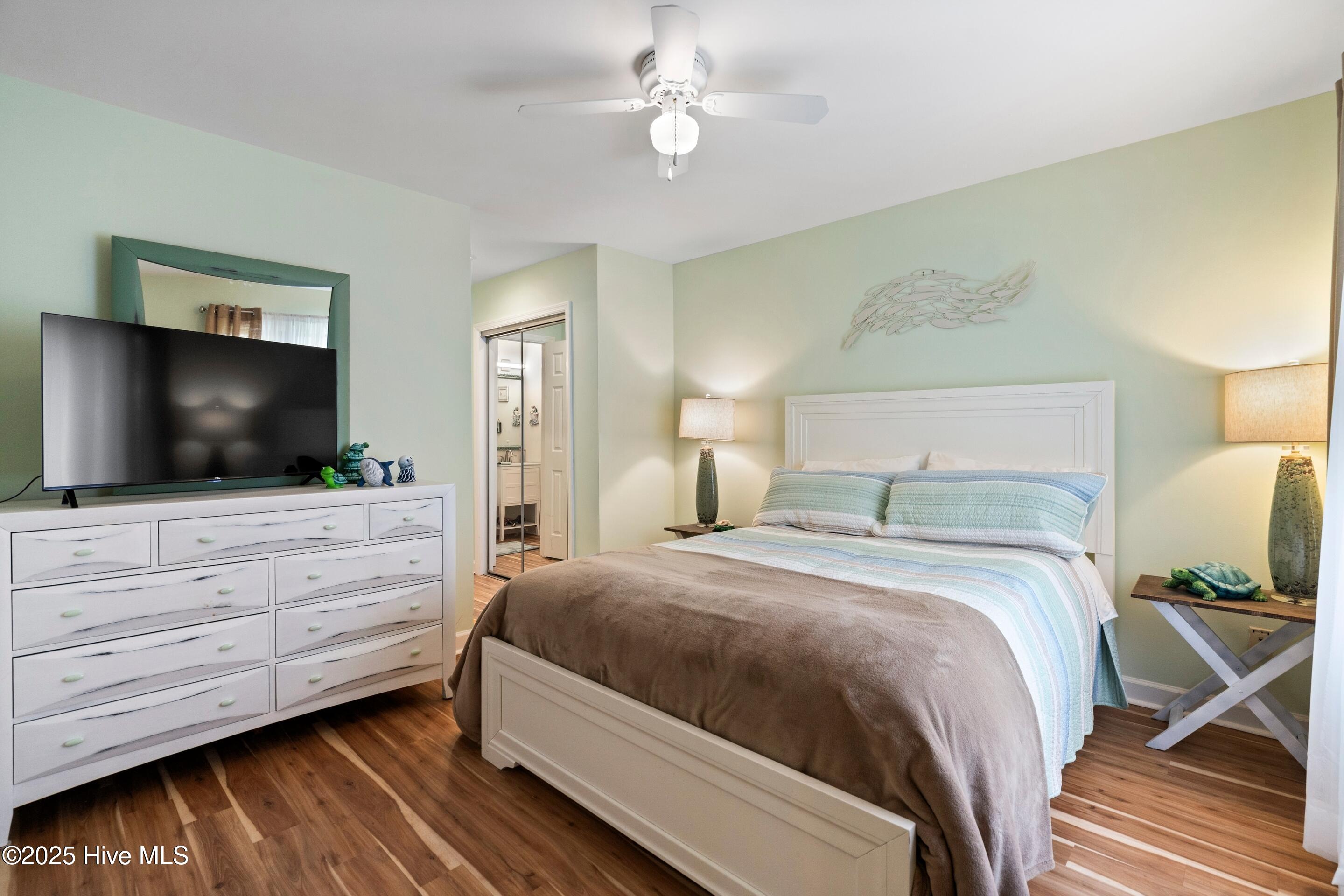 100517106 | Photo 34