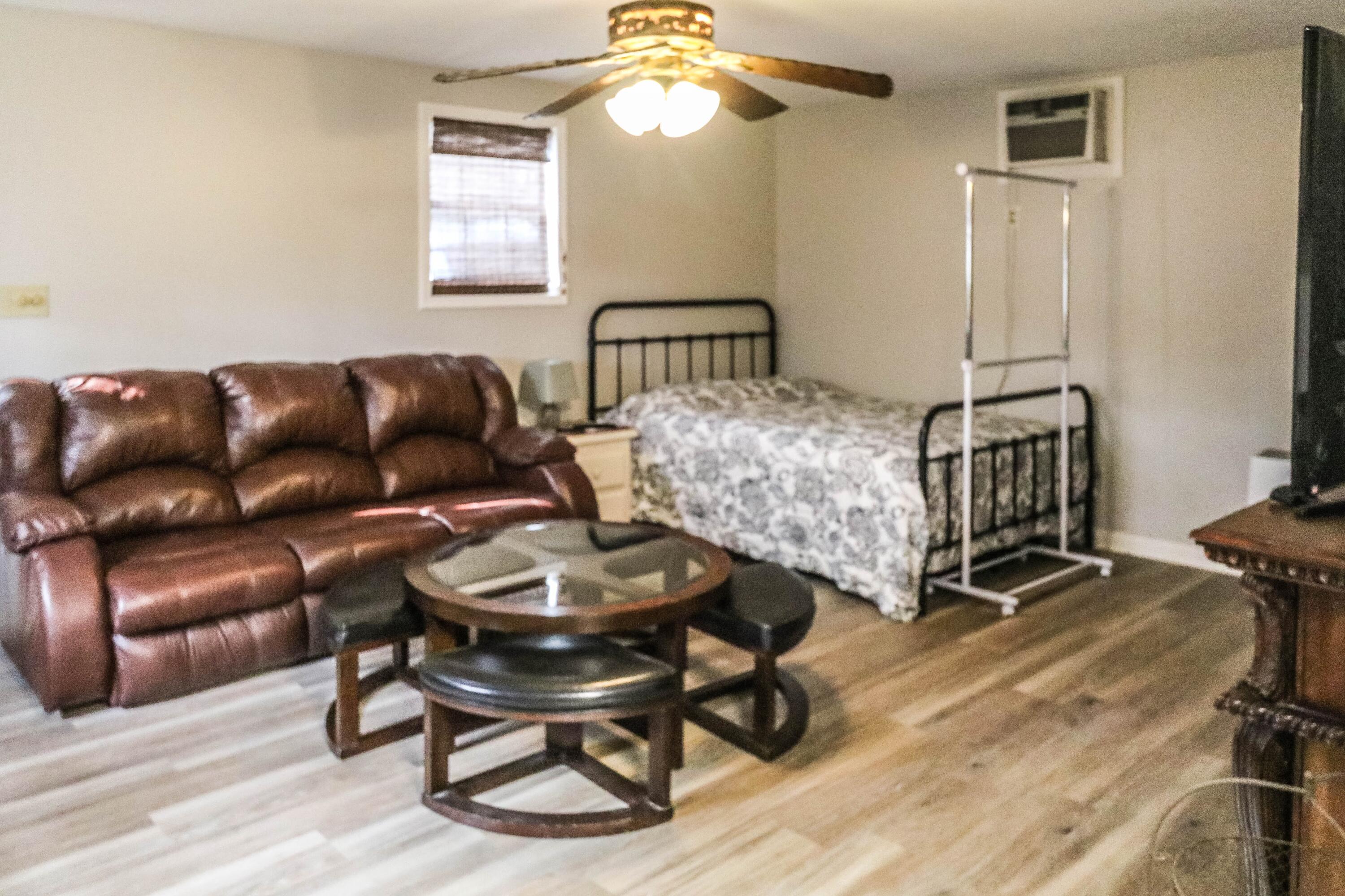 Undisclosed Address, Appling, GA, 30802