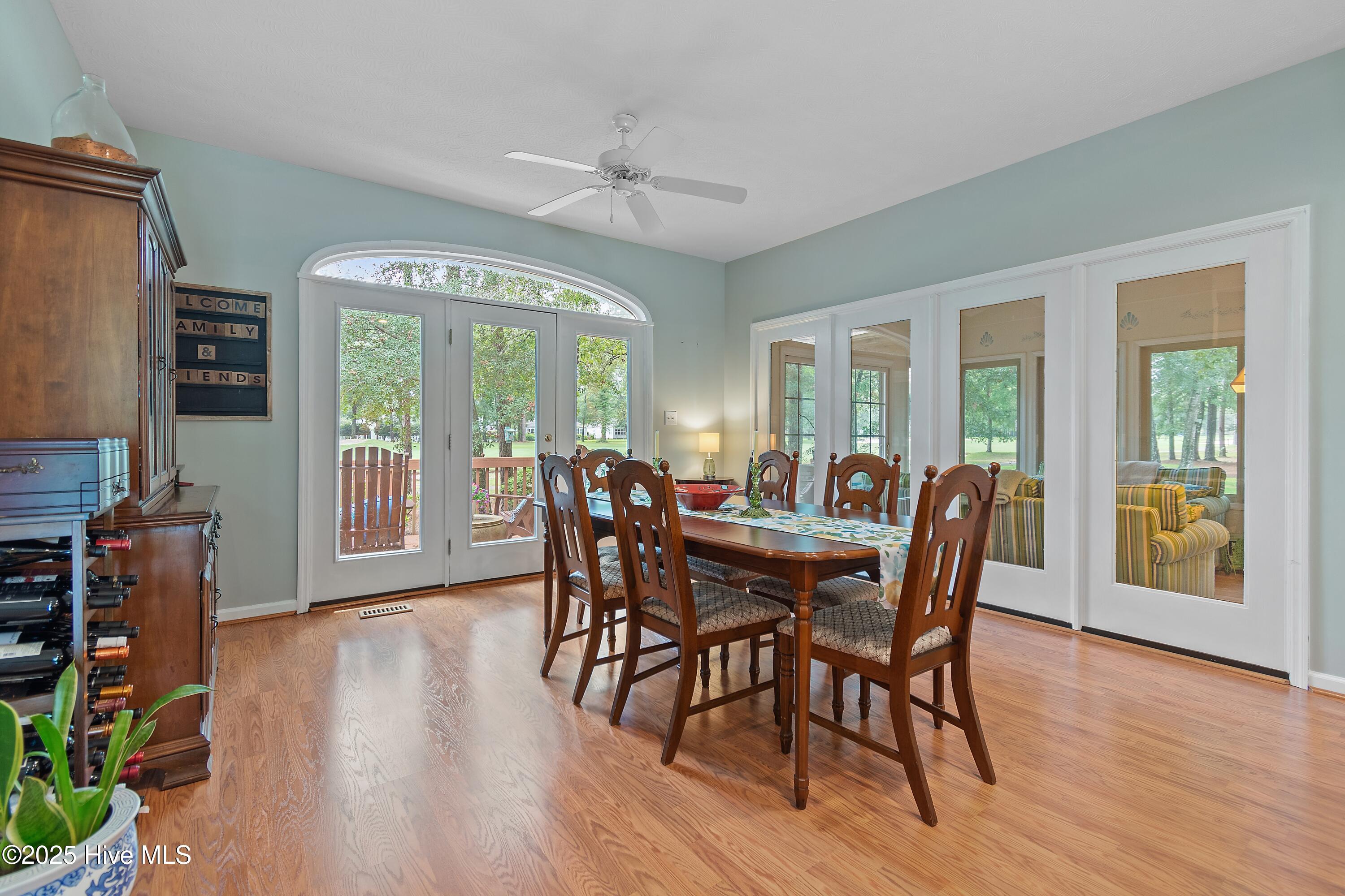 100522633 | Photo 18