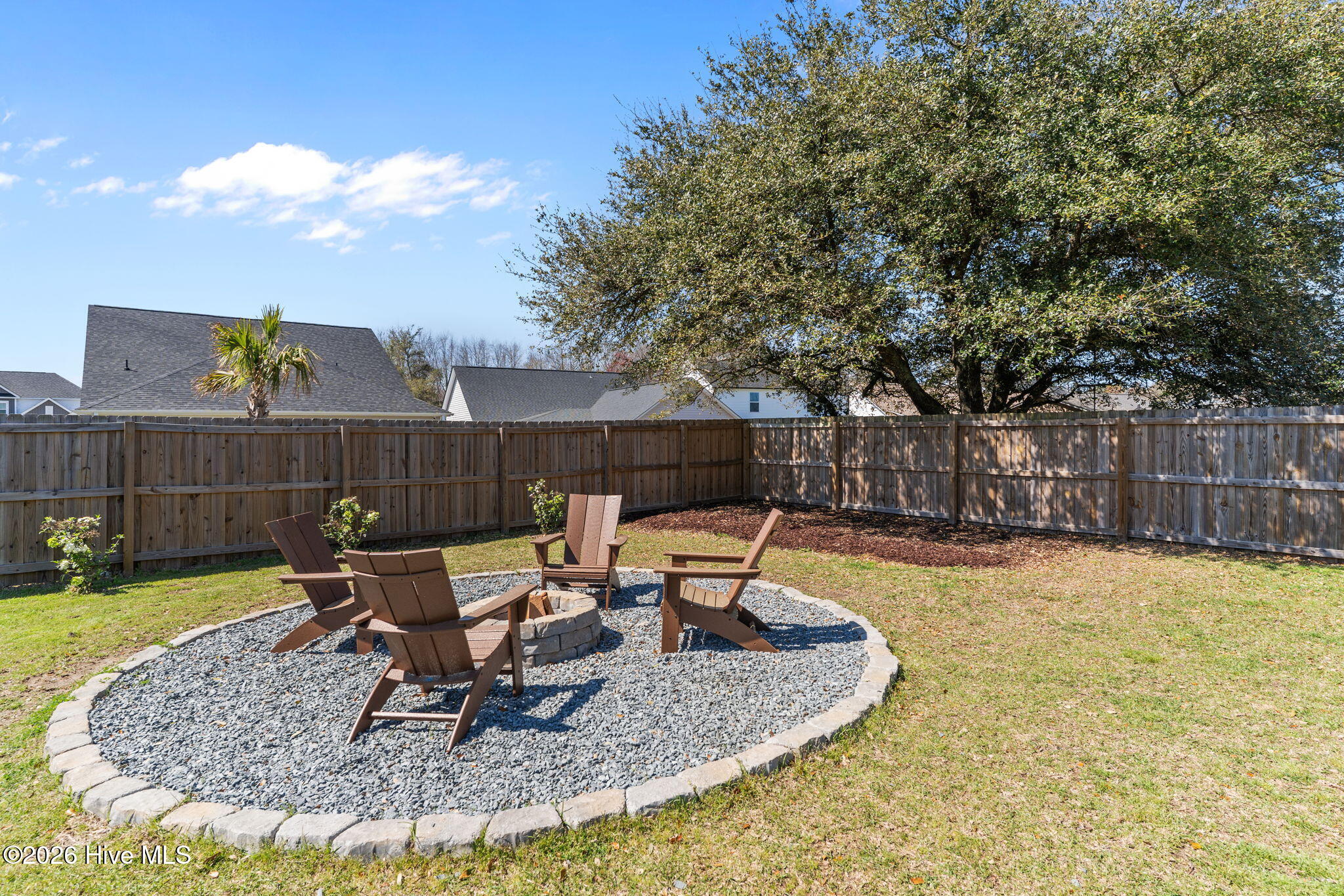 100557383 | Photo 49