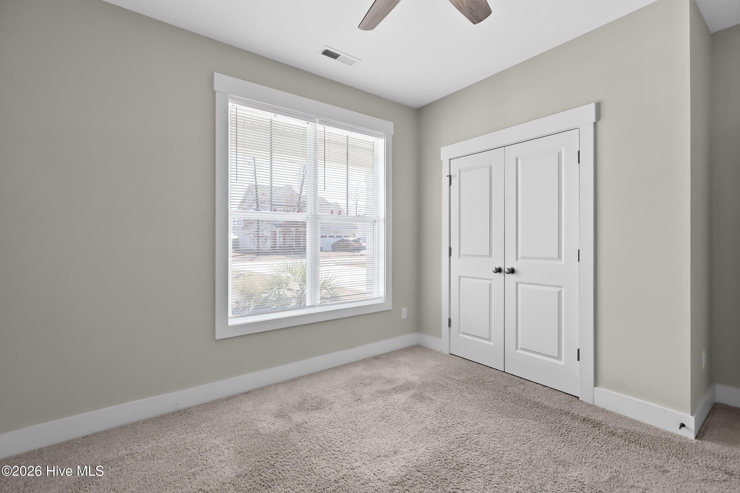 100550596 | Photo 29