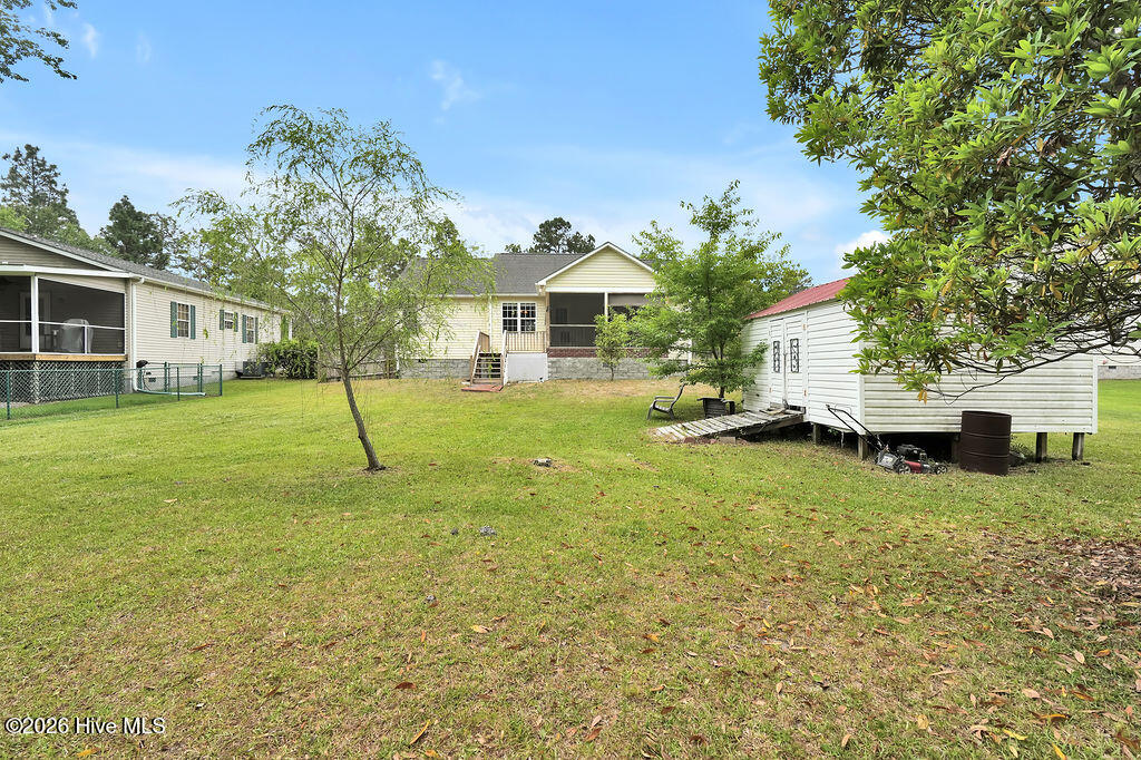 100570666 | Photo 30