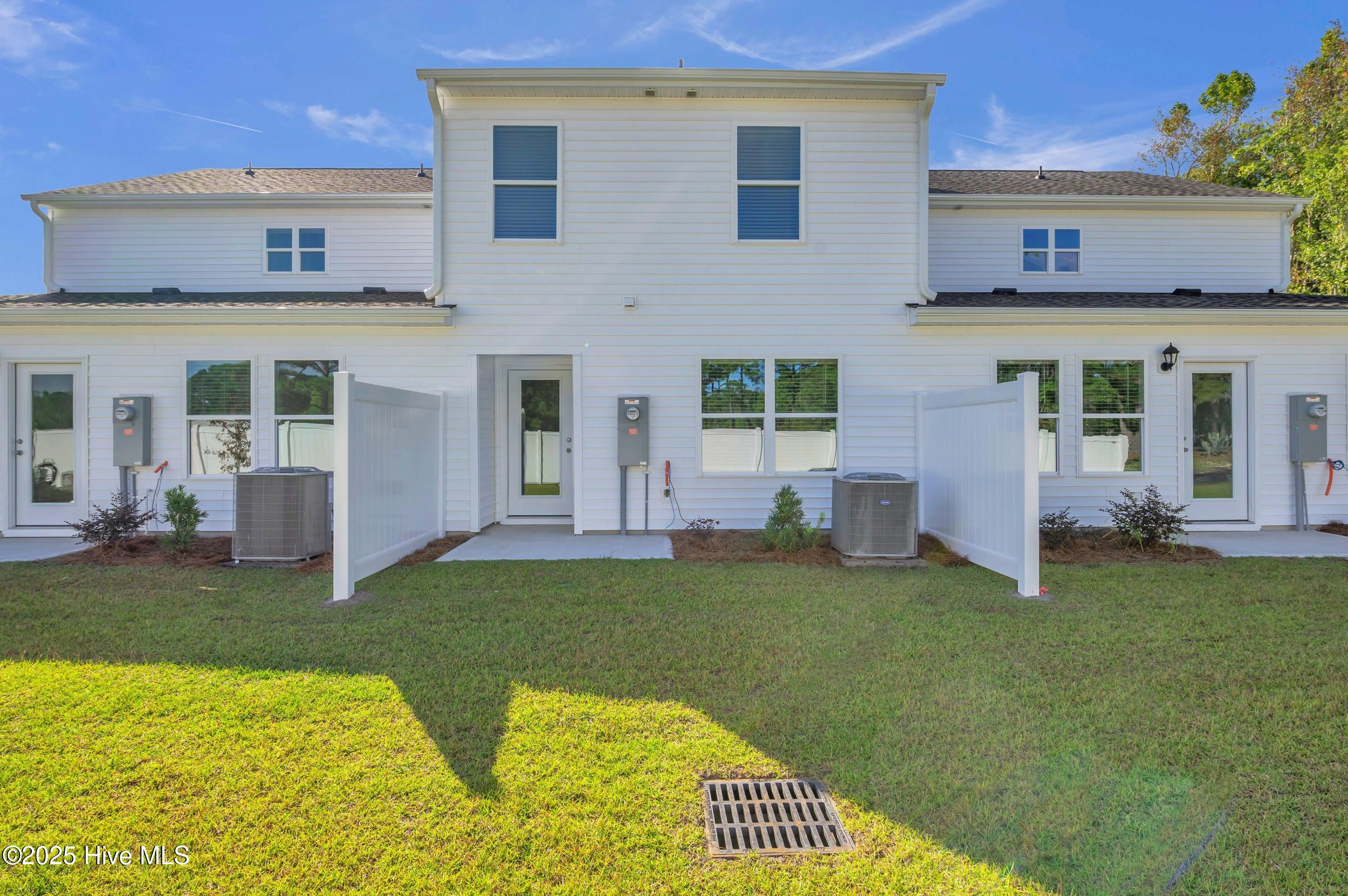 100539430 | Photo 27