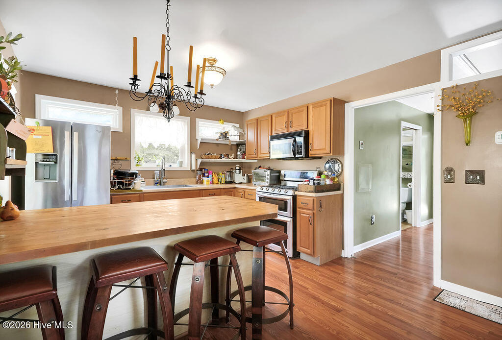 100560144 | Photo 49