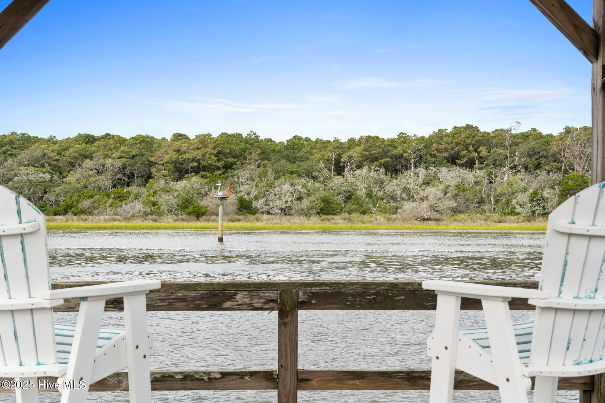 100543695 | Photo 78