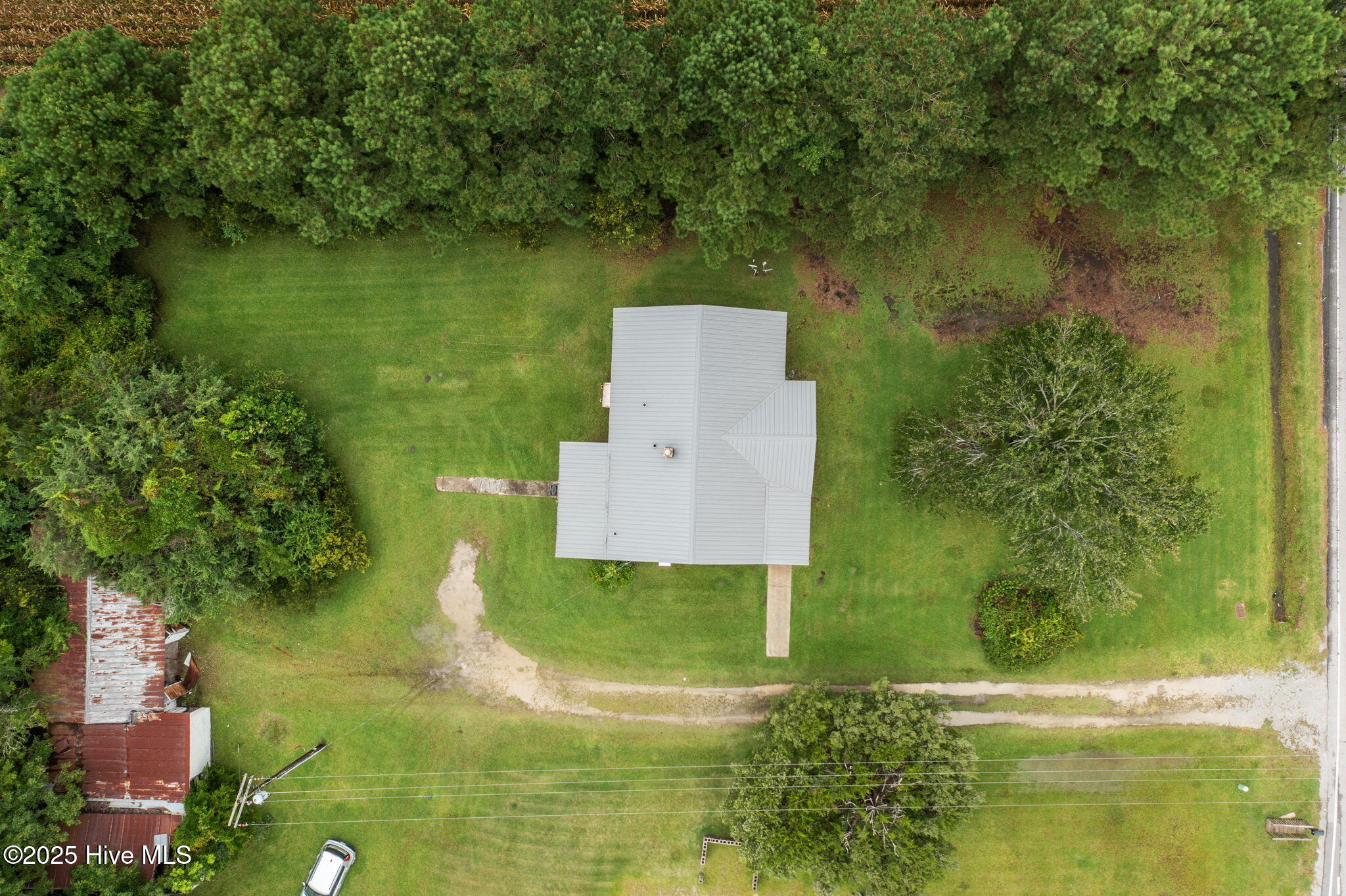 100548844 | Photo 38