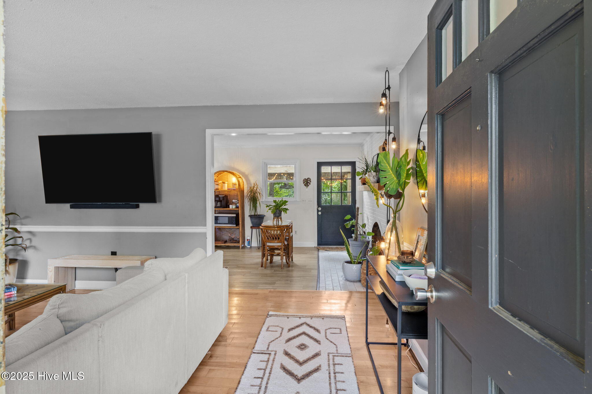 14-web-or-mls-0C0A2937