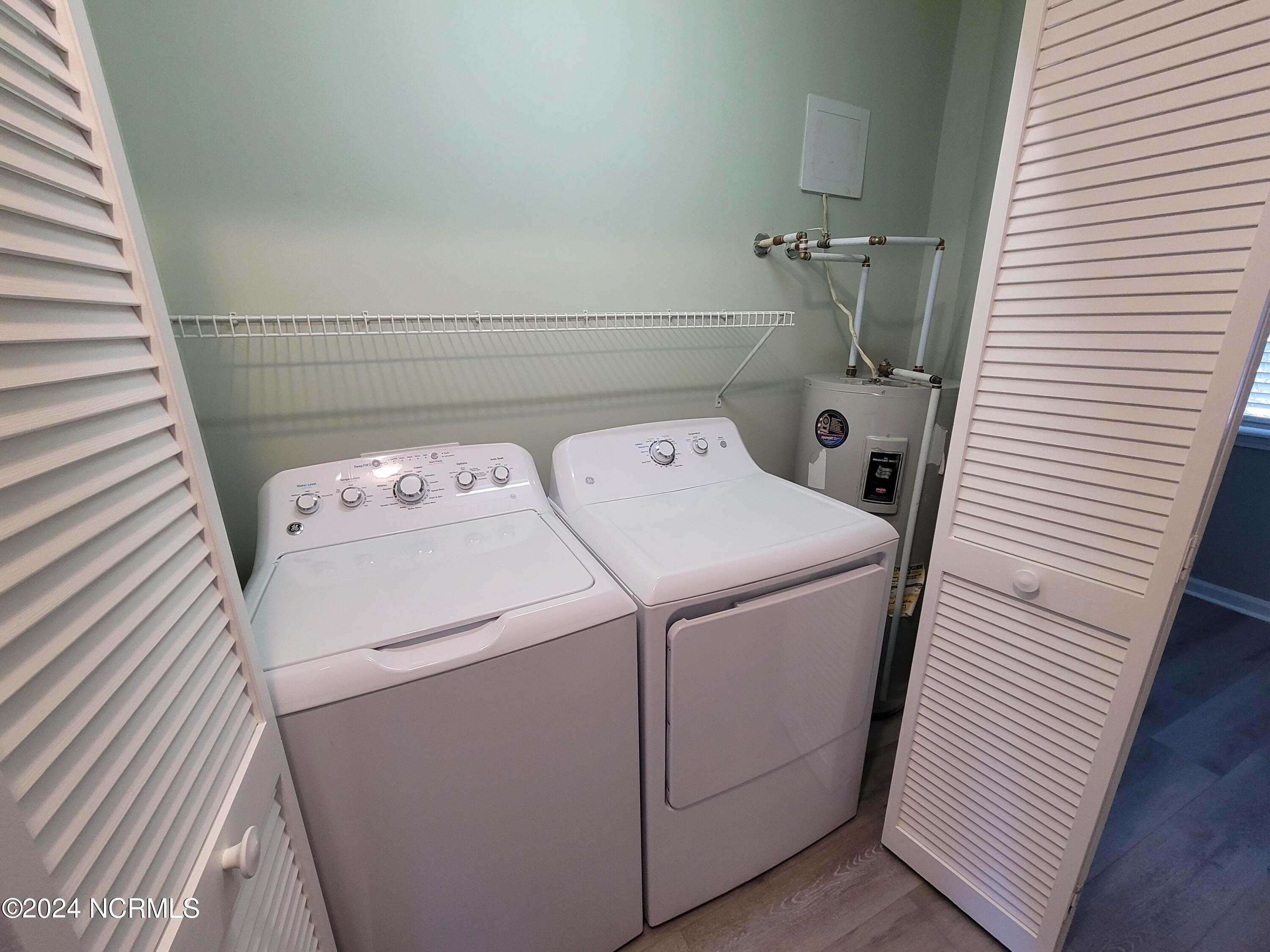 100546926 | Photo 15