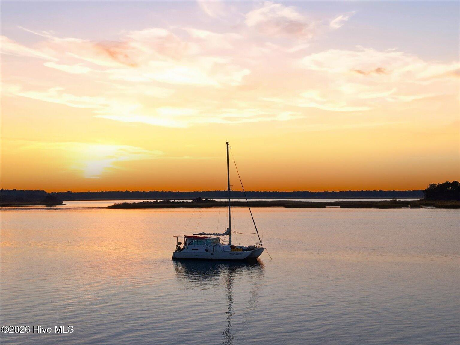 100548049 | Photo 52