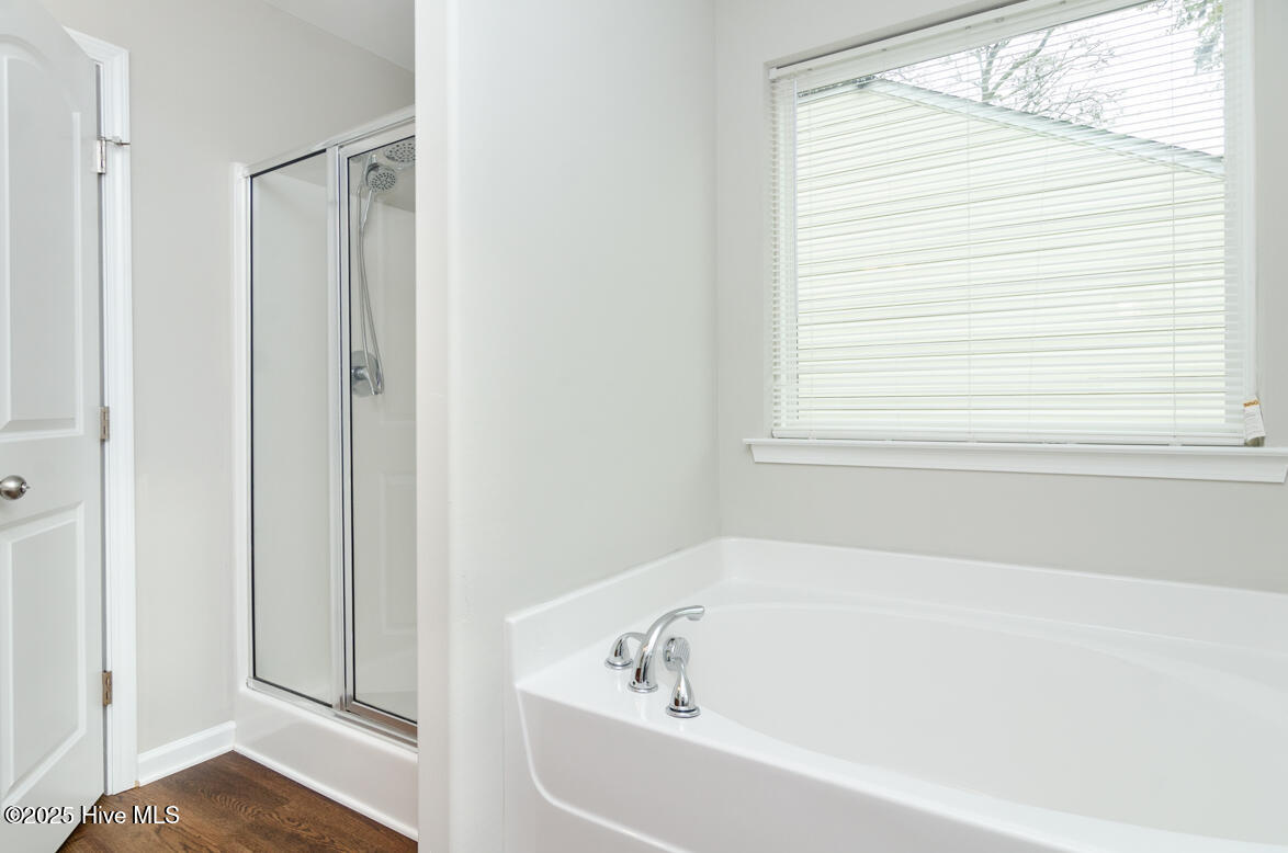 100497964 | Photo 17