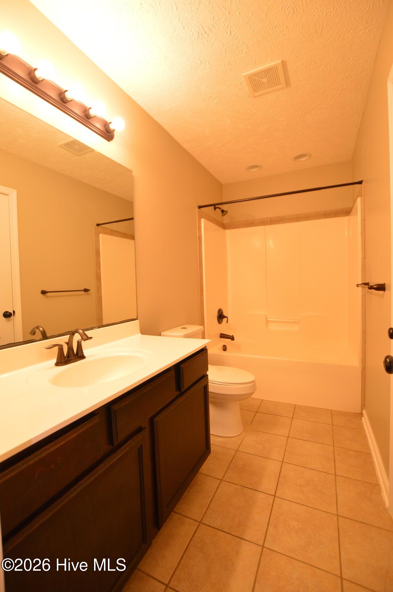 100552765 | Photo 12