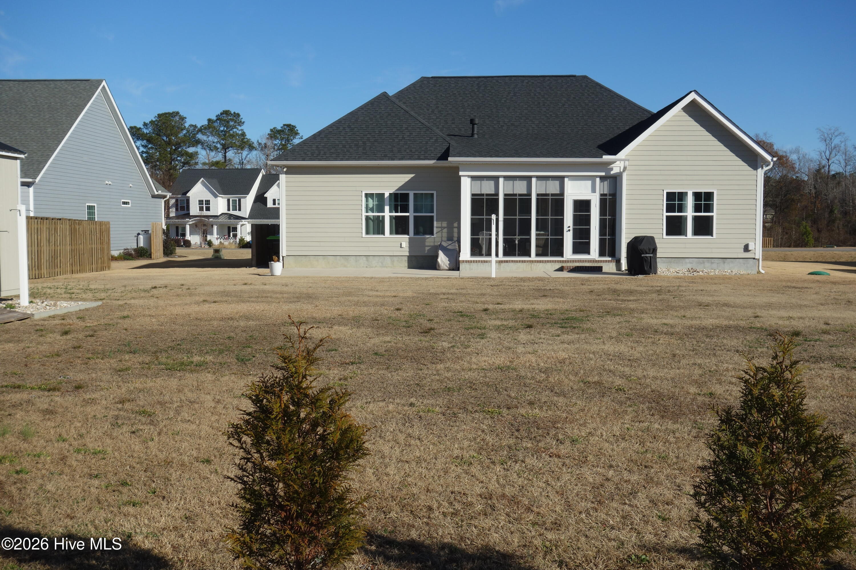 100547537 | Photo 24