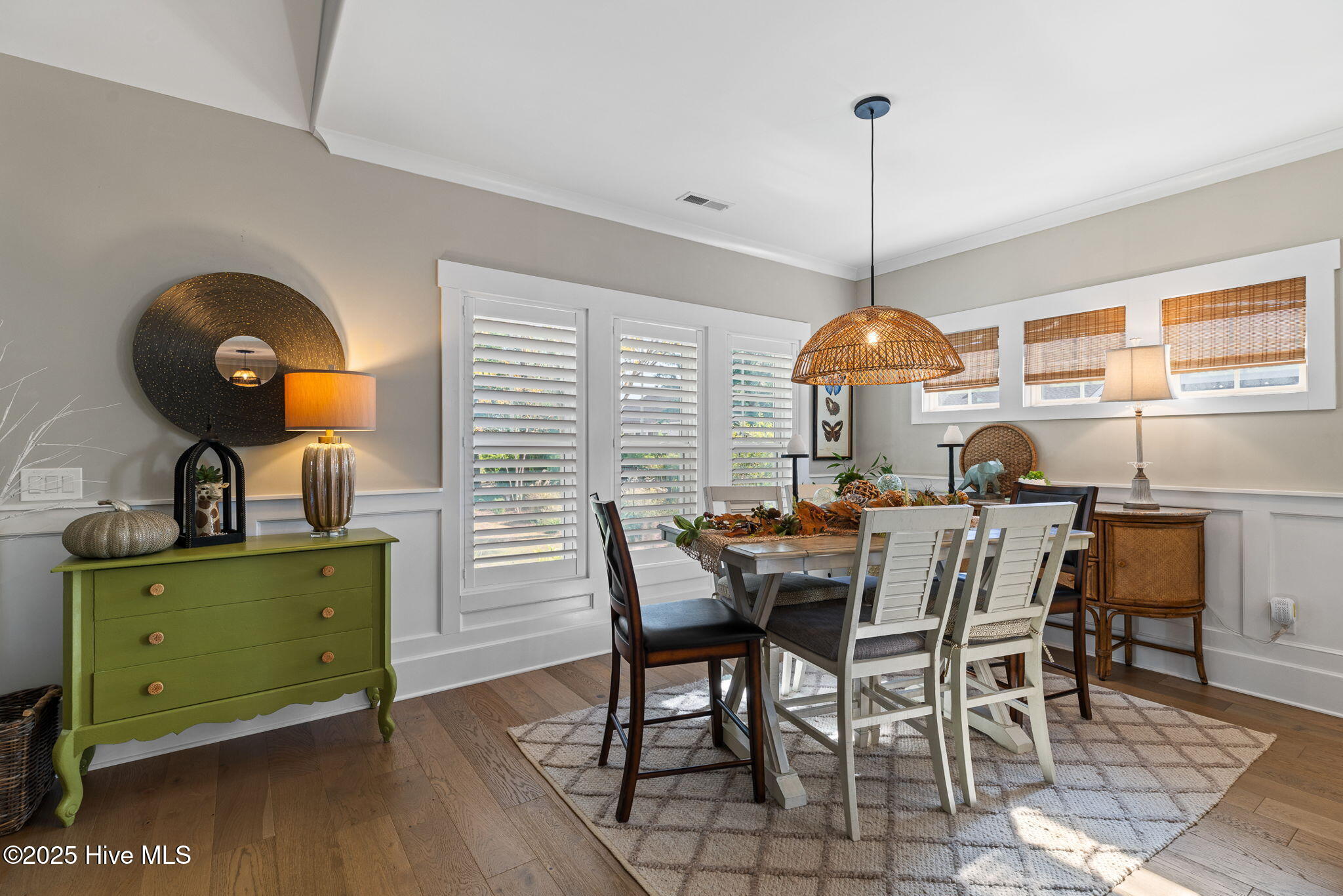 100540140 | Photo 21