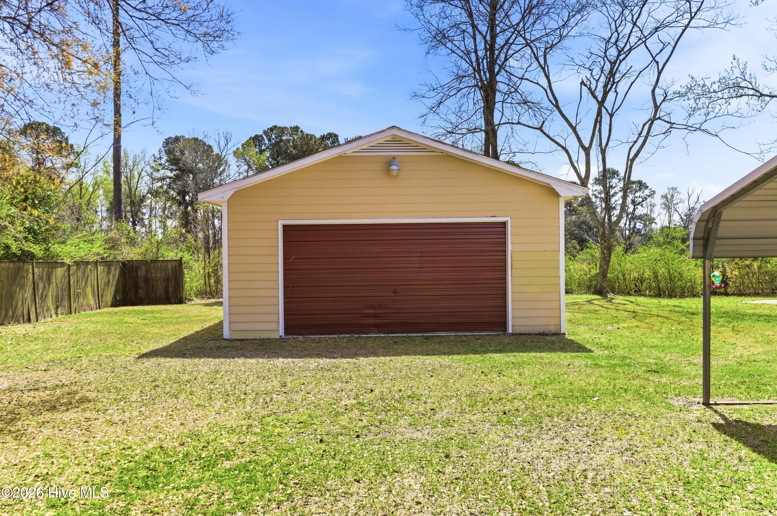 100561991 | Photo 10