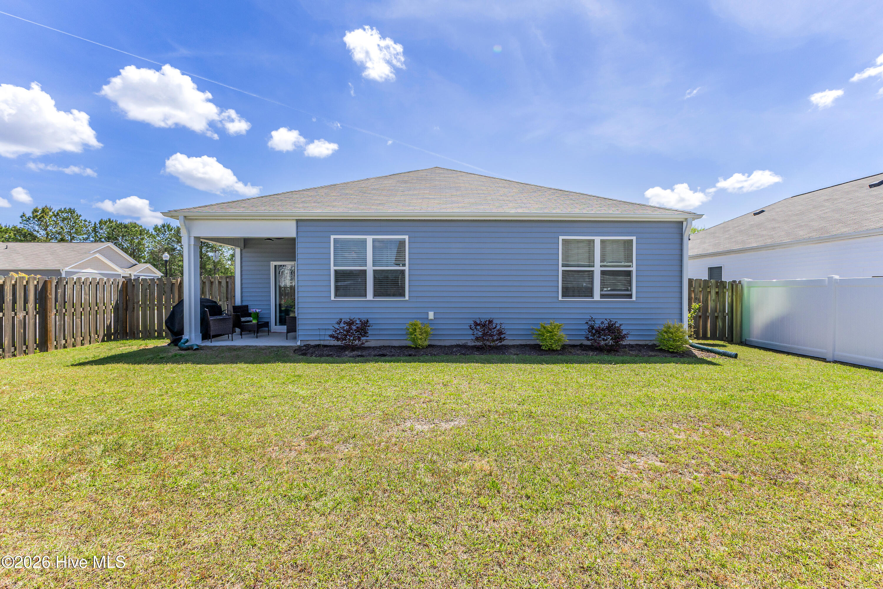 100566455 | Photo 36