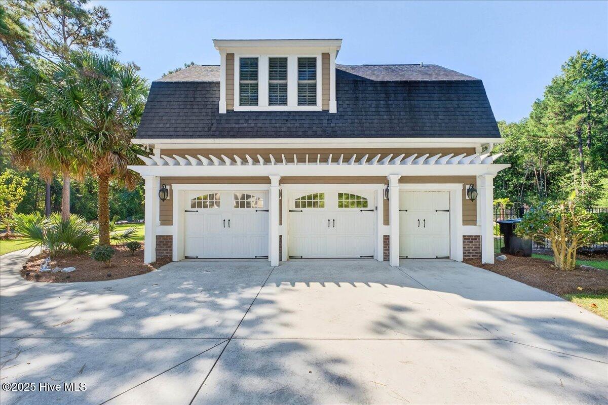 100530604 | Photo 16