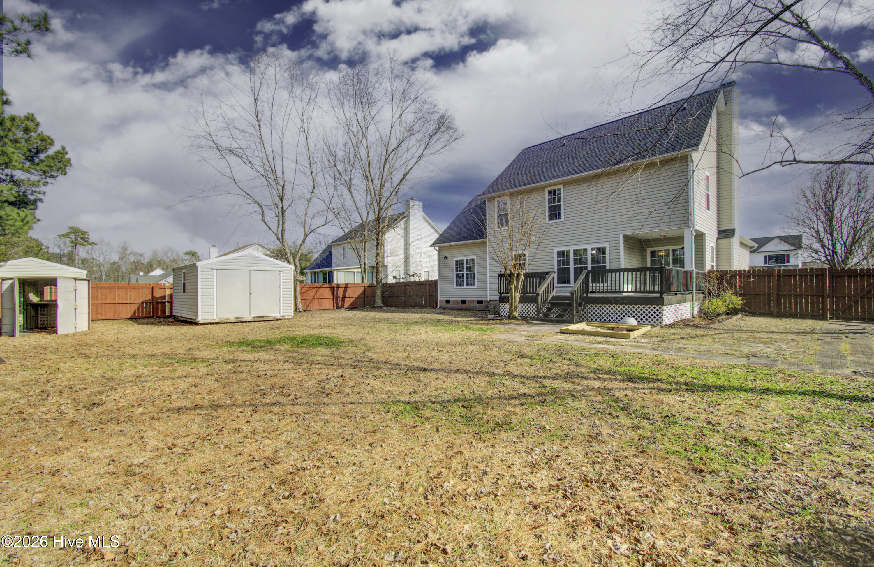 100549263 | Photo 63