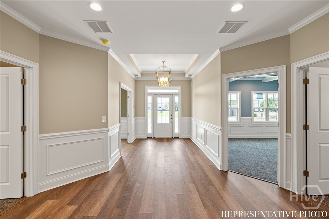 1060 Garland Dr, Bldg 200, Bogart, GA 30622 - Entr
