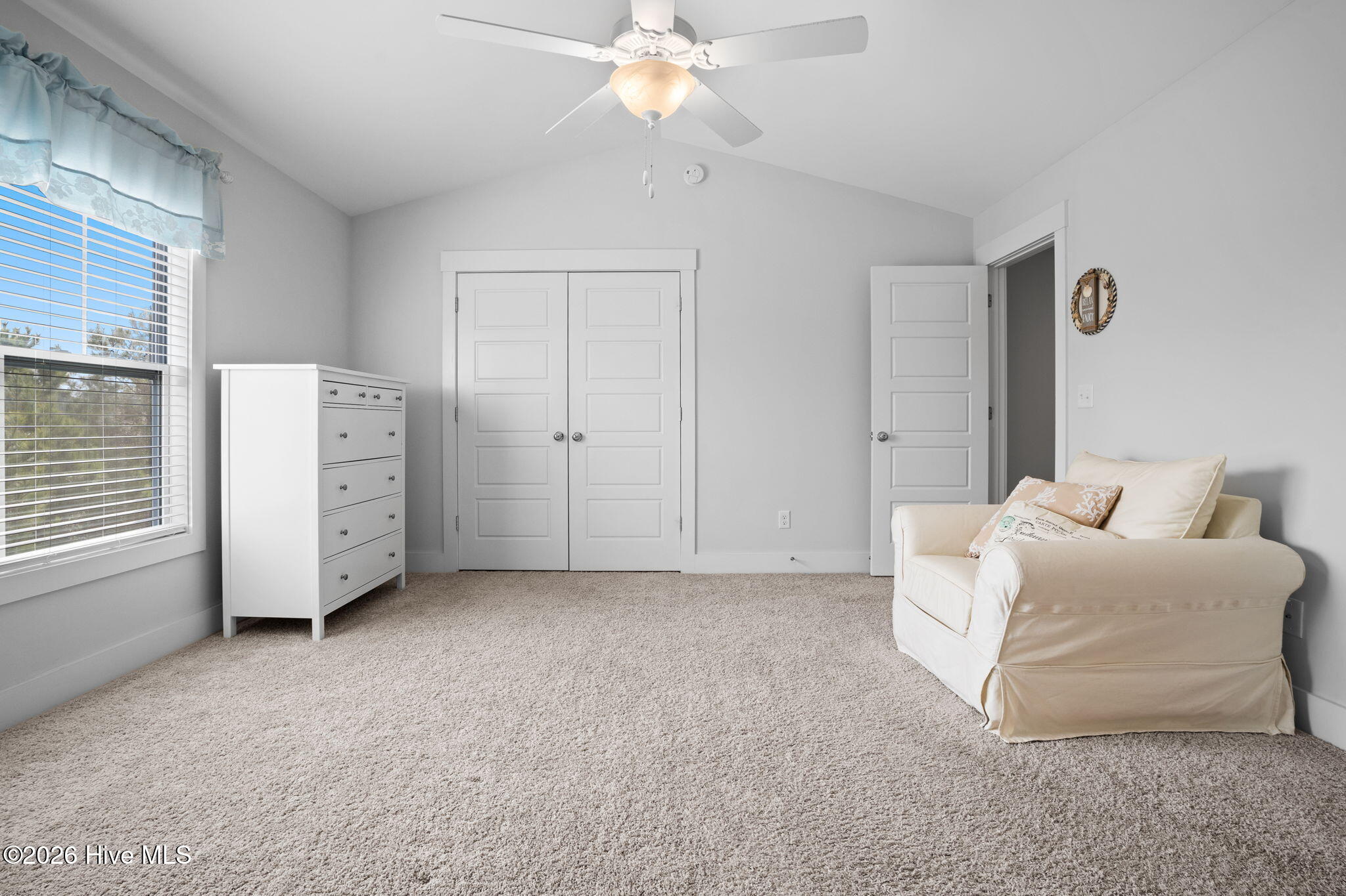 100549821 | Photo 19