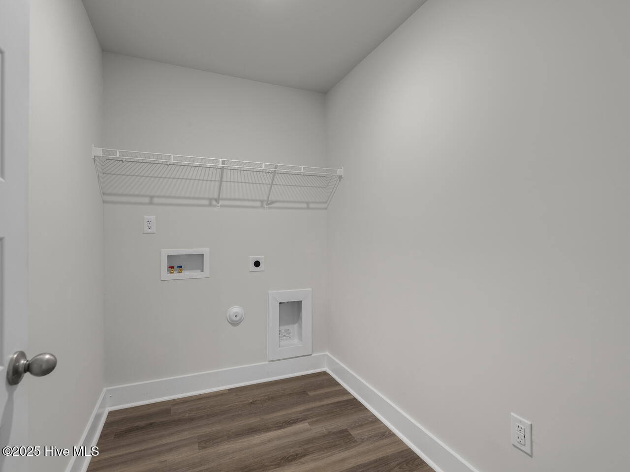 100536995 | Photo 37