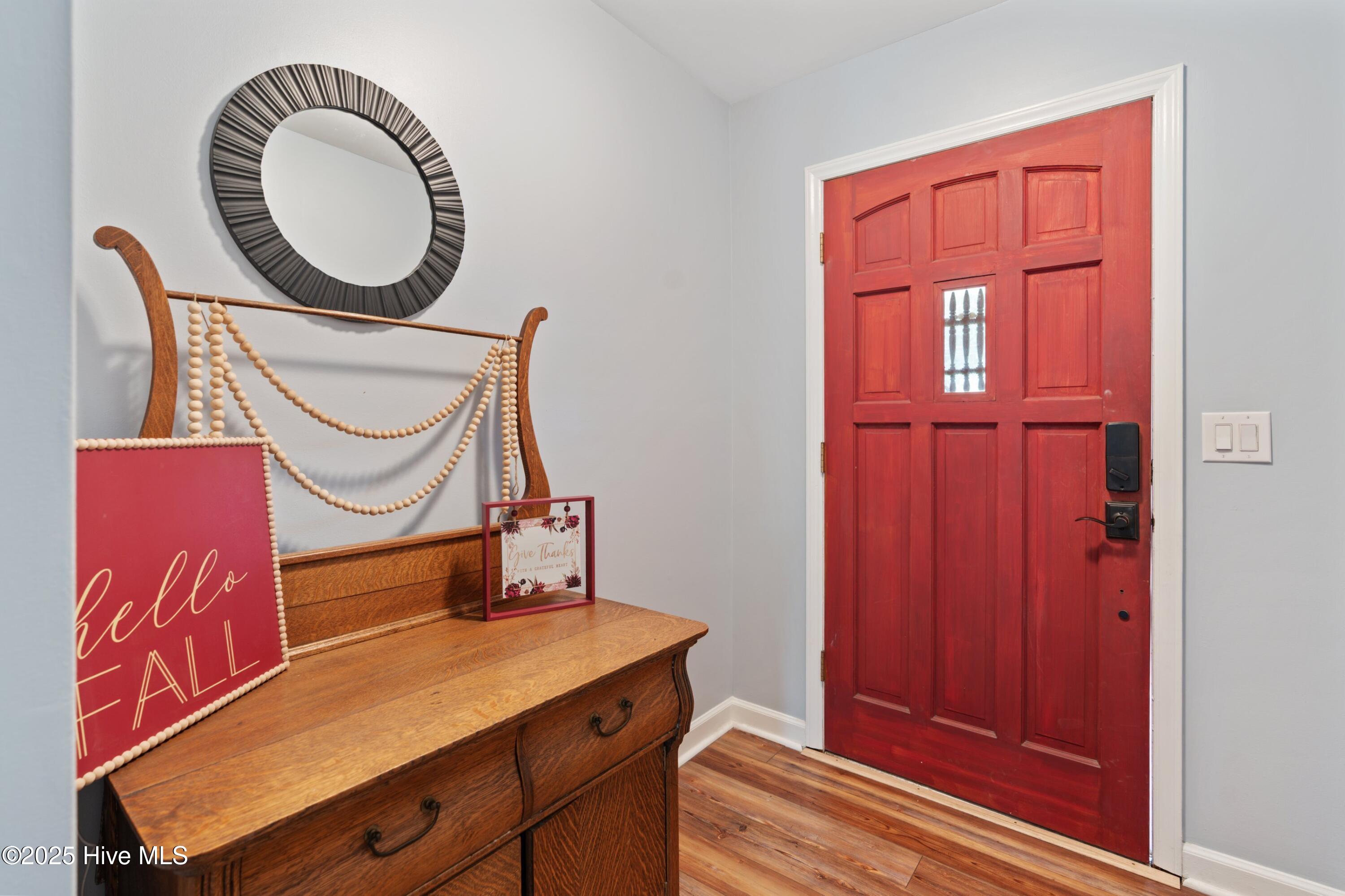 100526163 | Photo 11