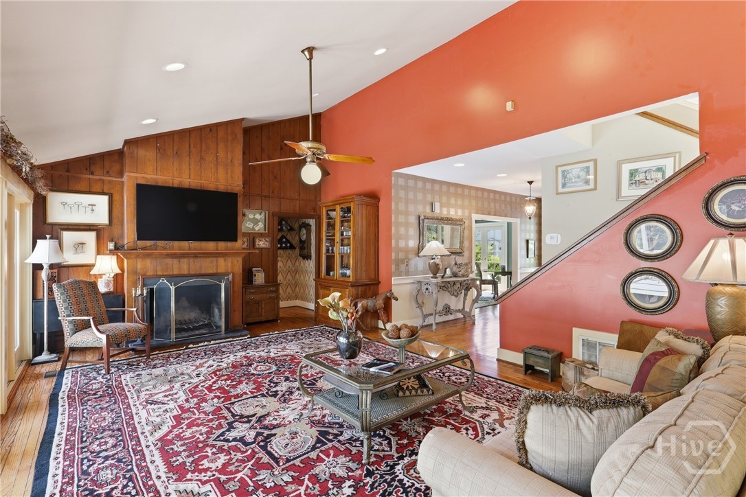 402 E 44th Street, Savannah, GA, 31405