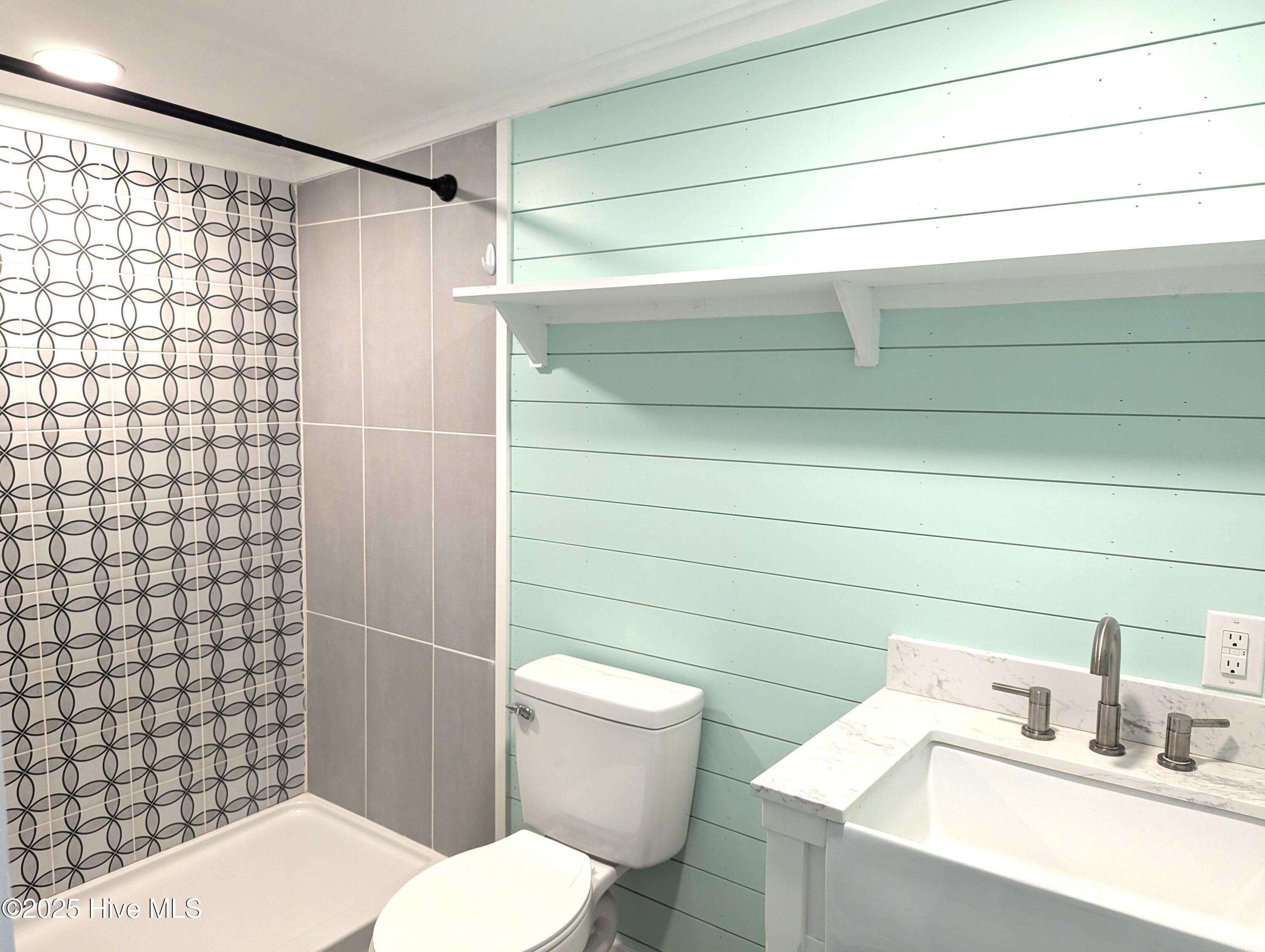 100539025 | Photo 11