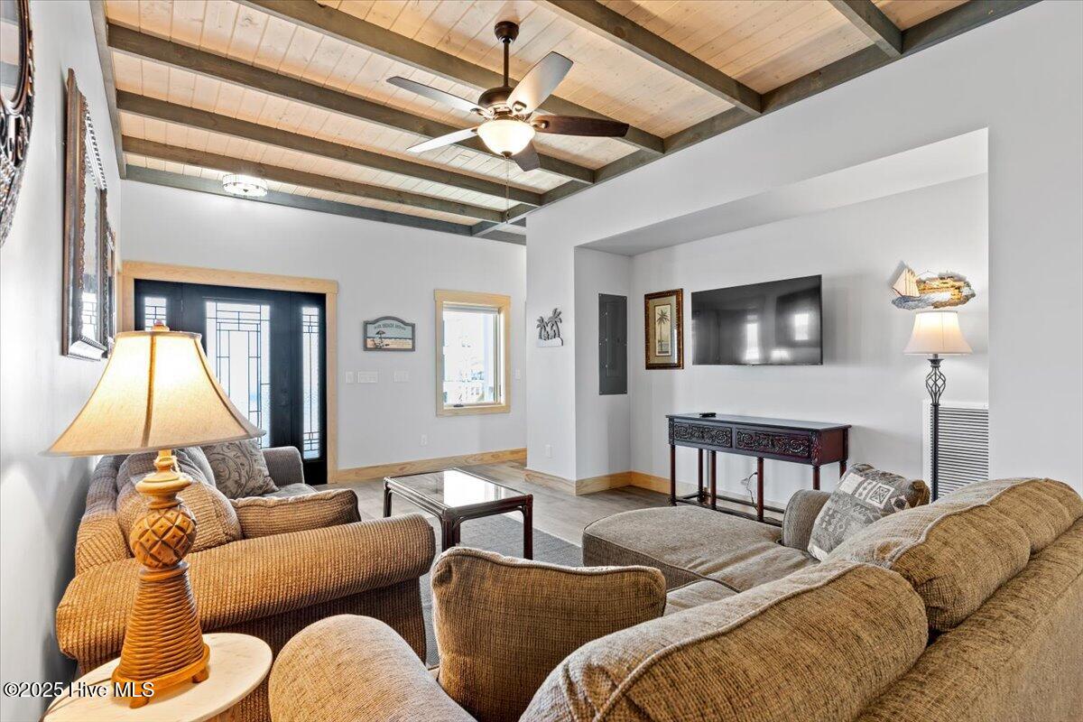 100531414 | Photo 60