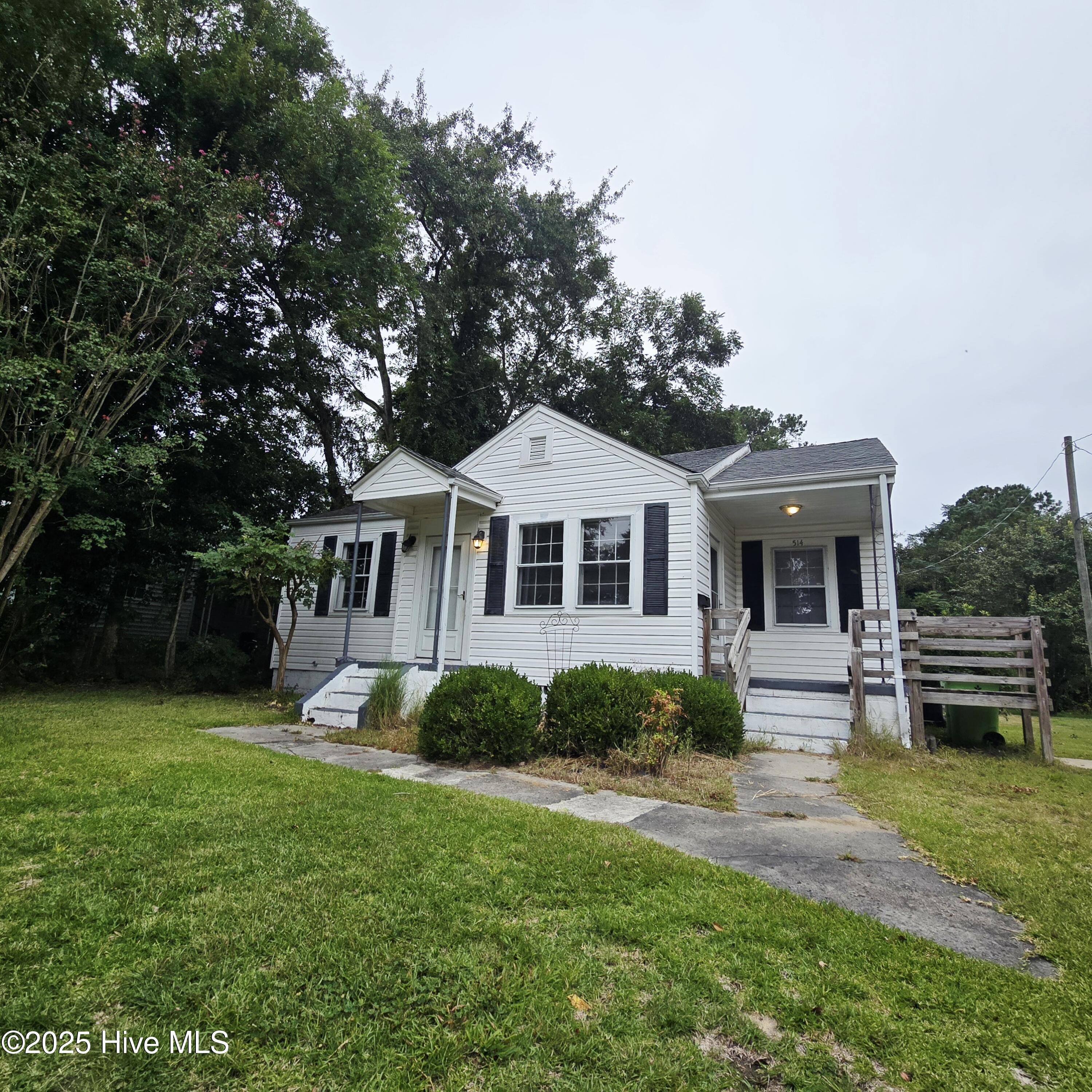 Property at 514 National Court Drive