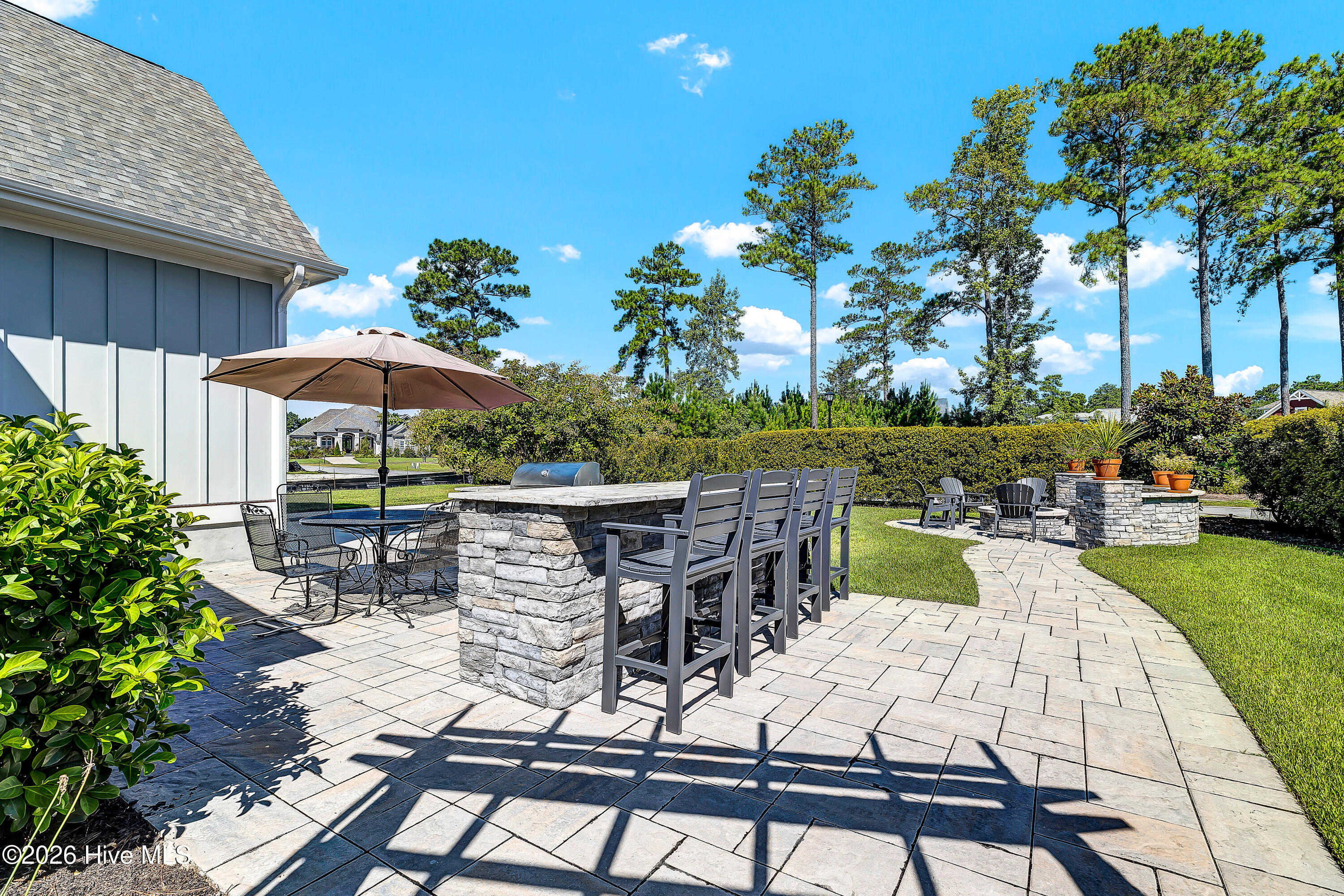 100550299 | Photo 37