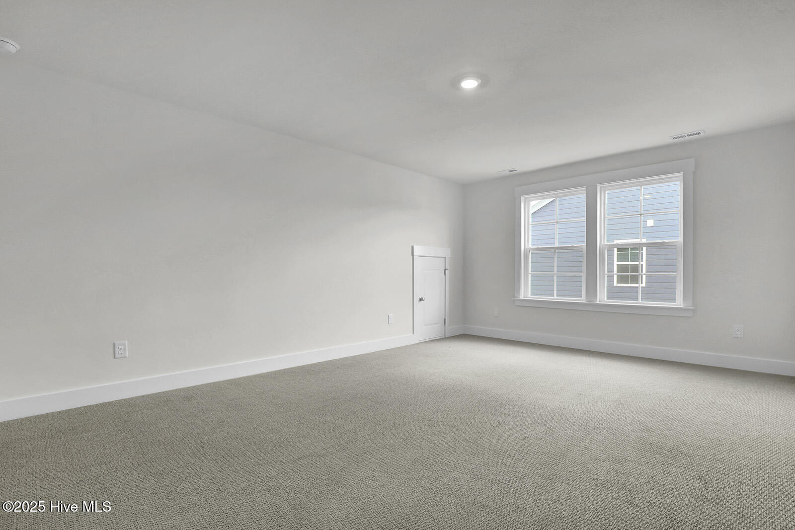 100514994 | Photo 19