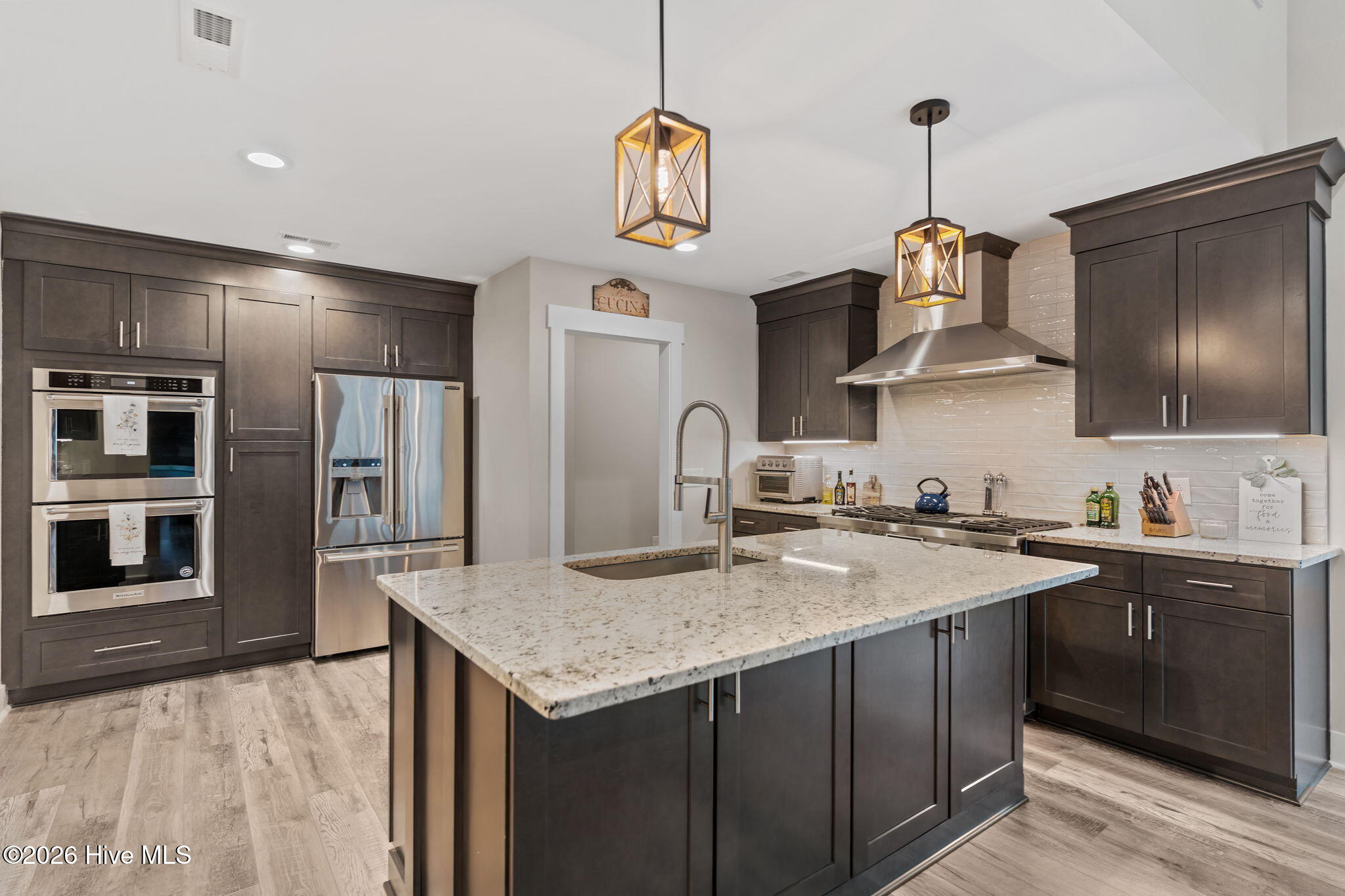 100559500 | Photo 10