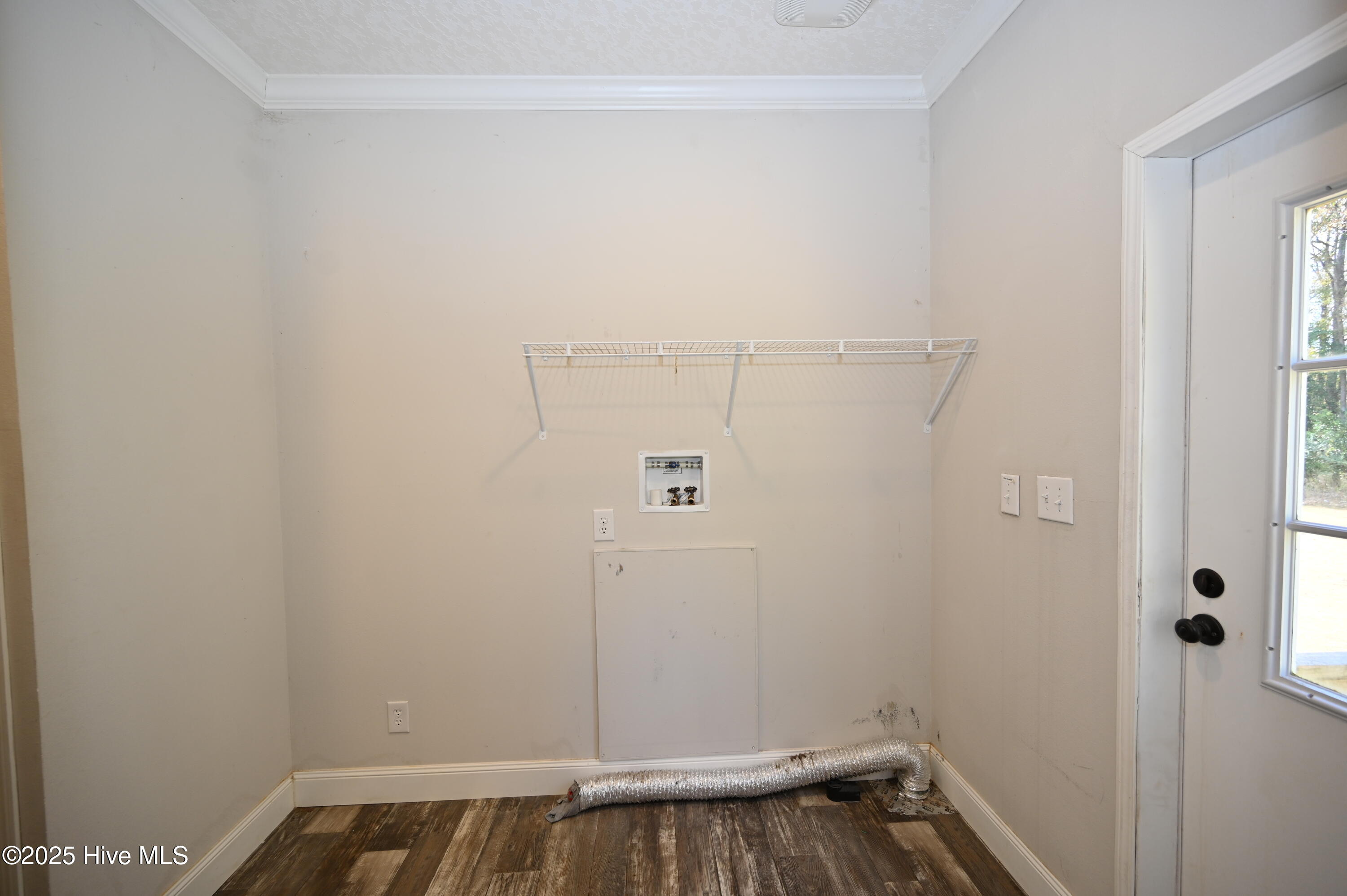 100541262 | Photo 14