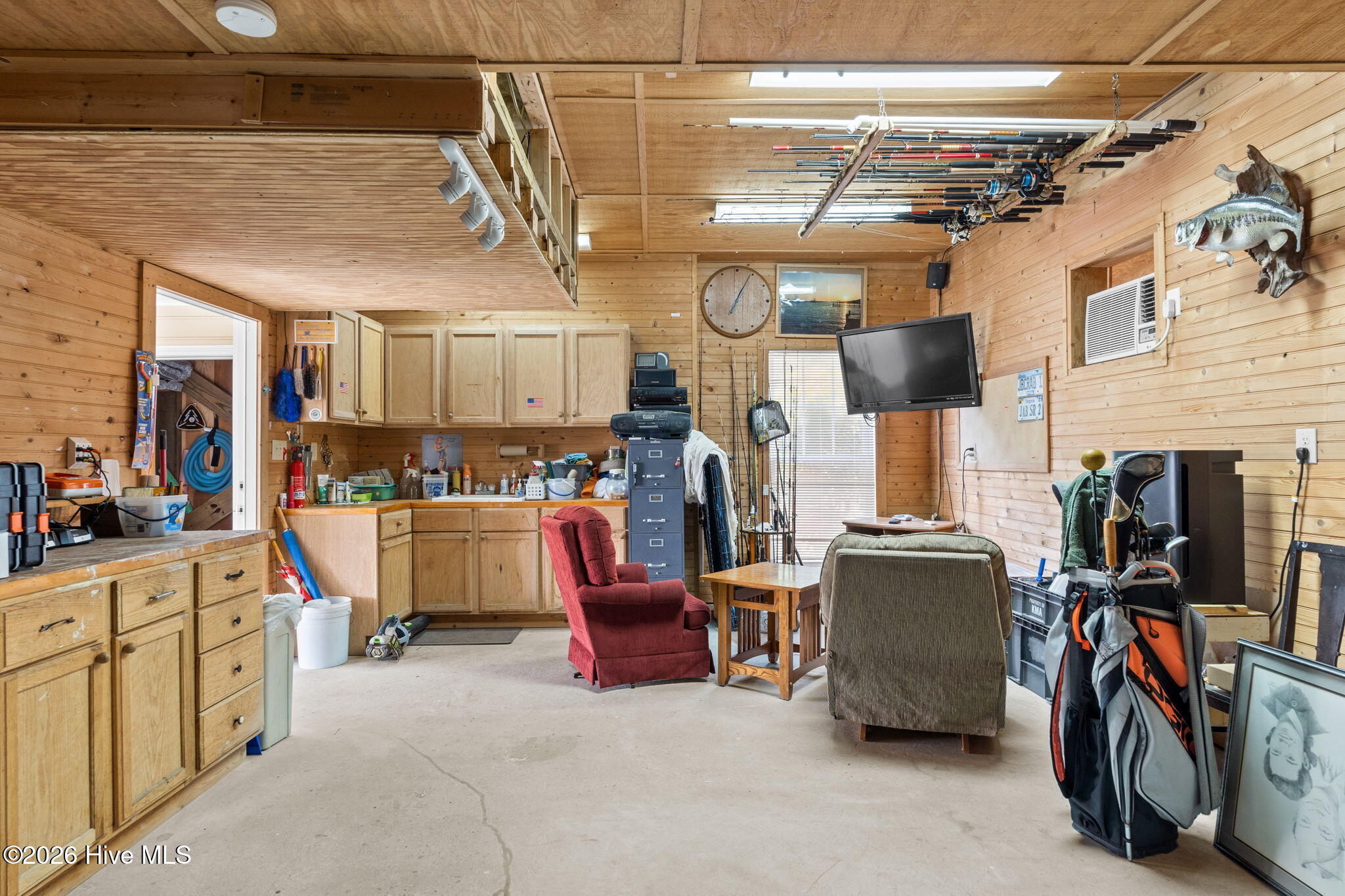 100566344 | Photo 27