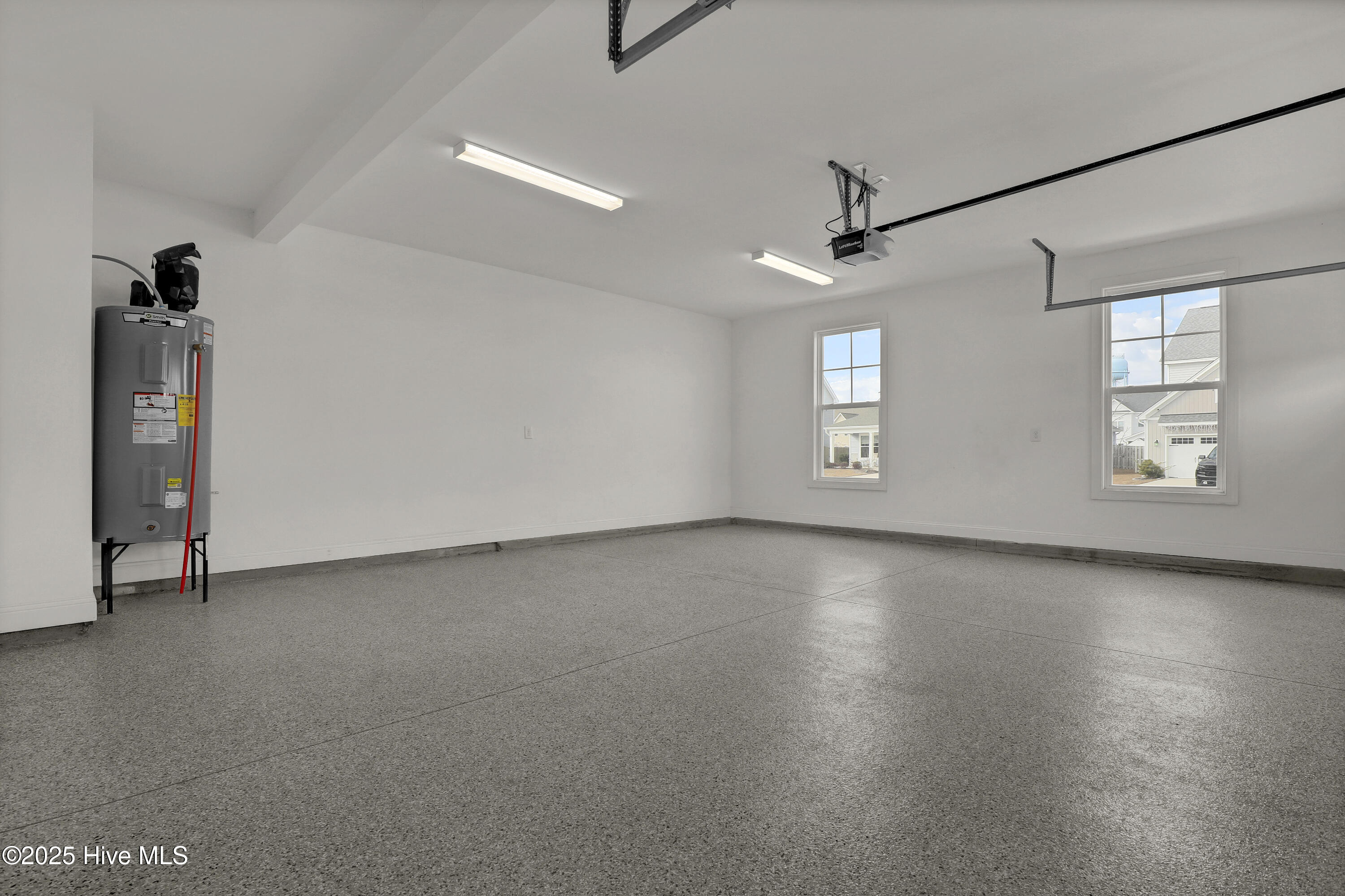 100545755 | Photo 27