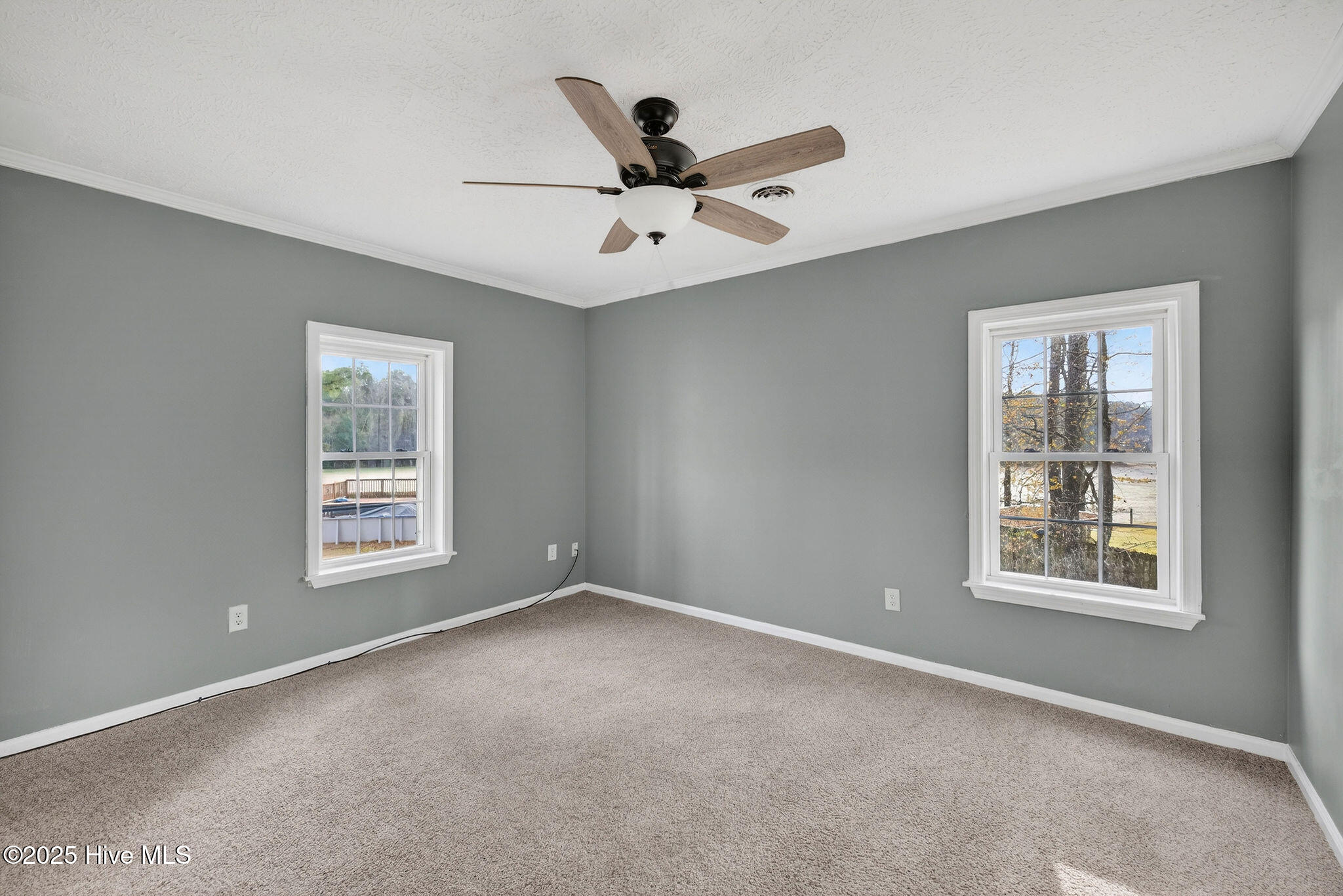 100546222 | Photo 30