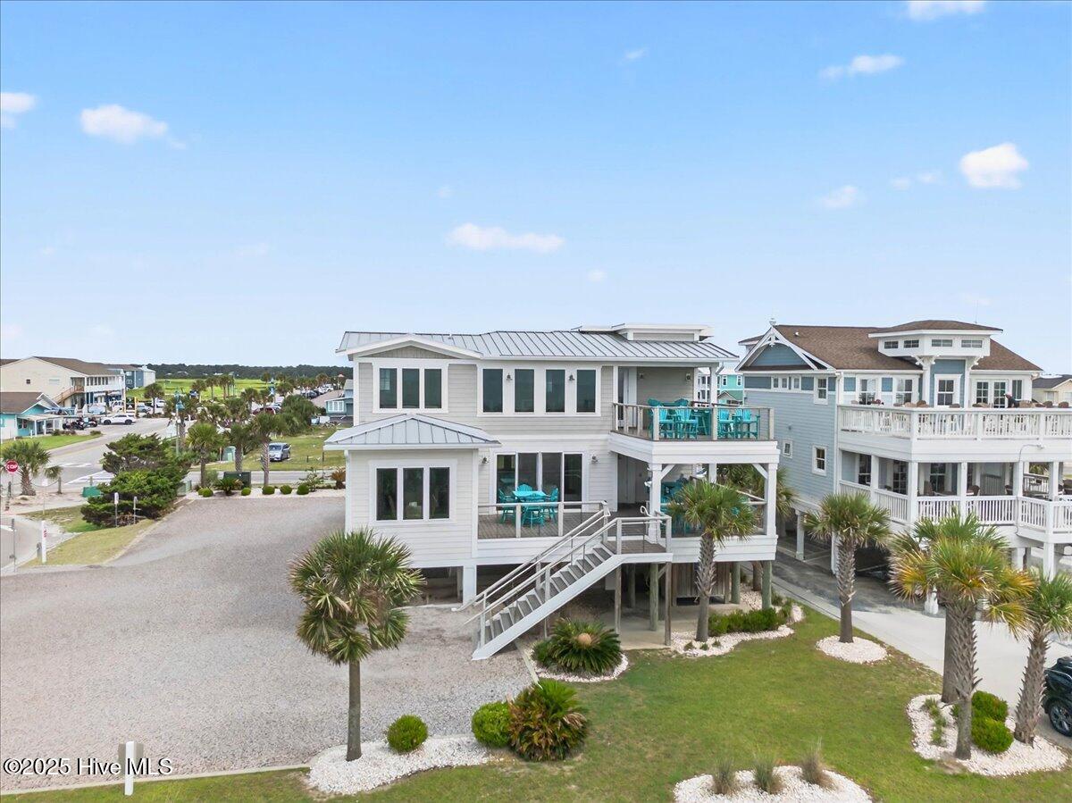 100524378 | Photo 56