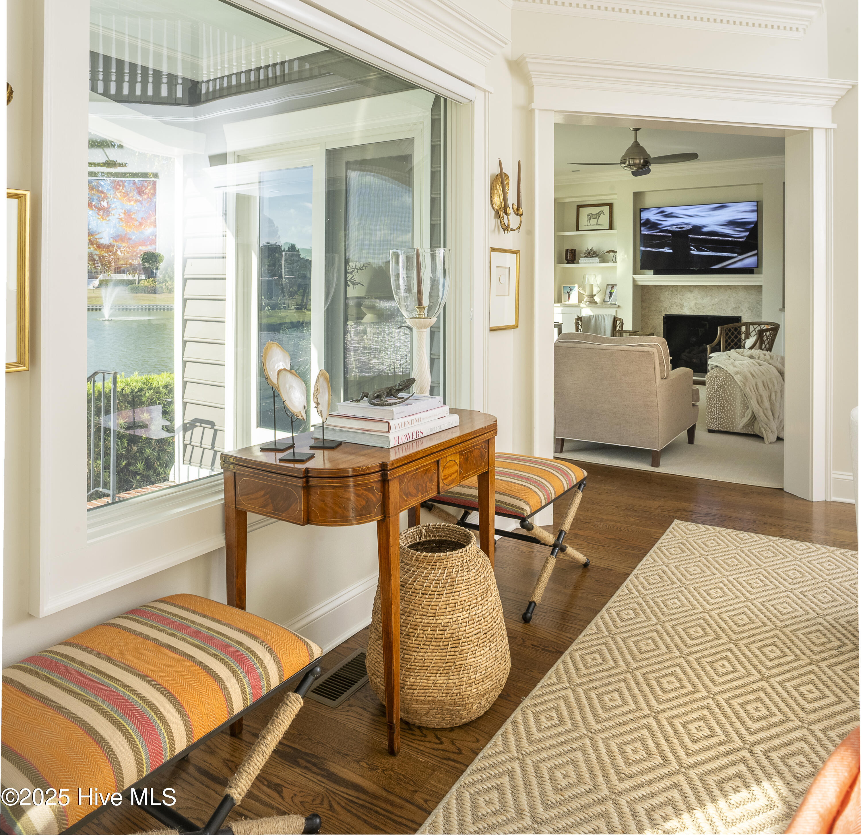 100536039 | Photo 18