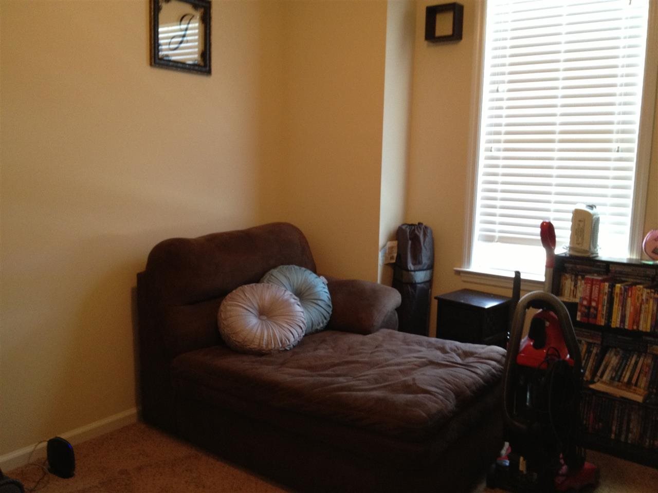 100553750 | Photo 11