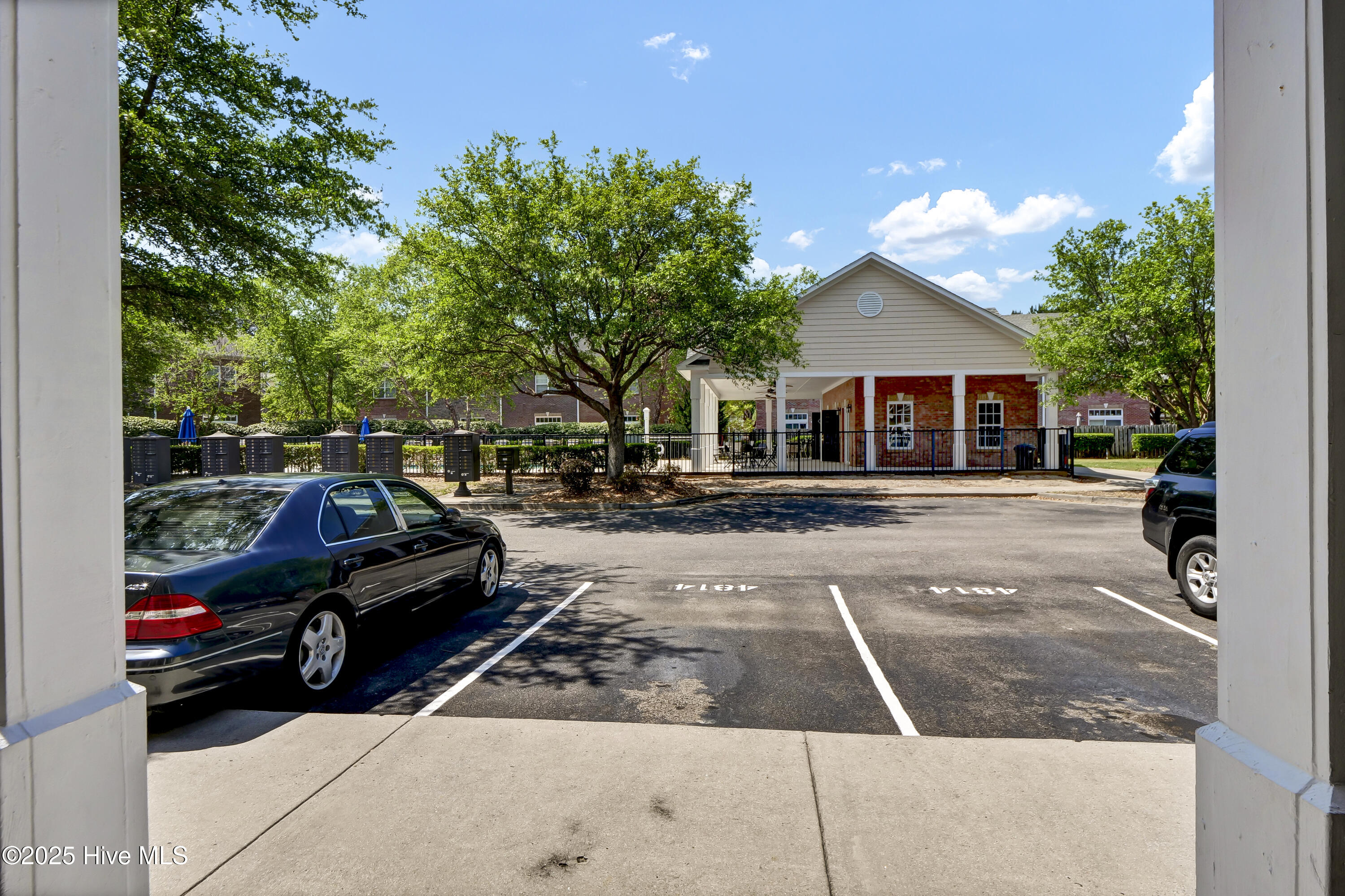 100504988 | Photo 28