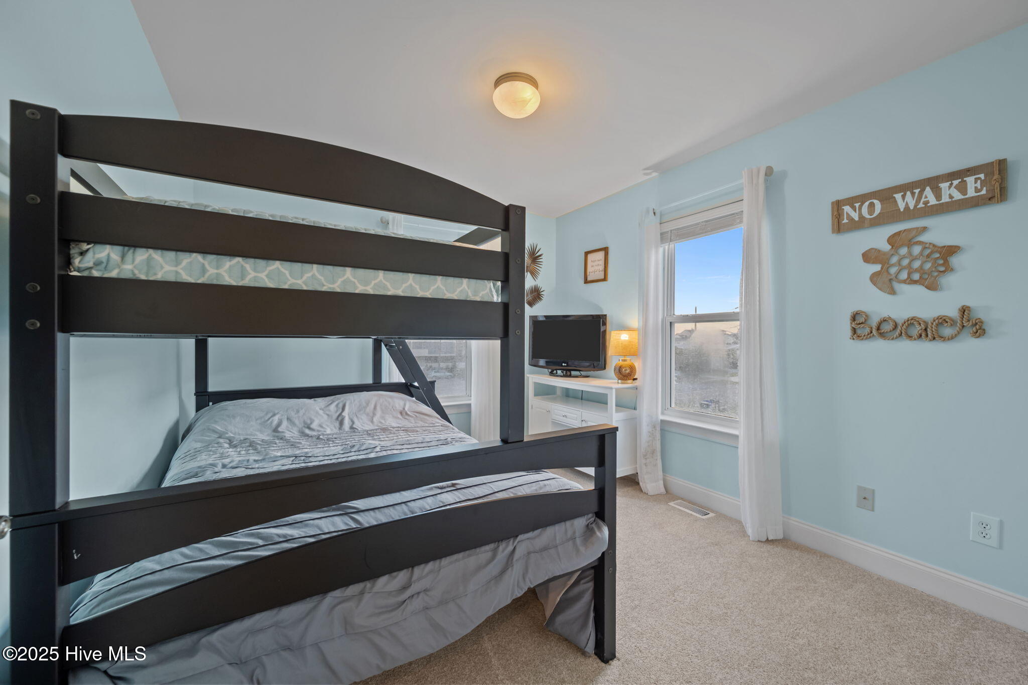 100537897 | Photo 28