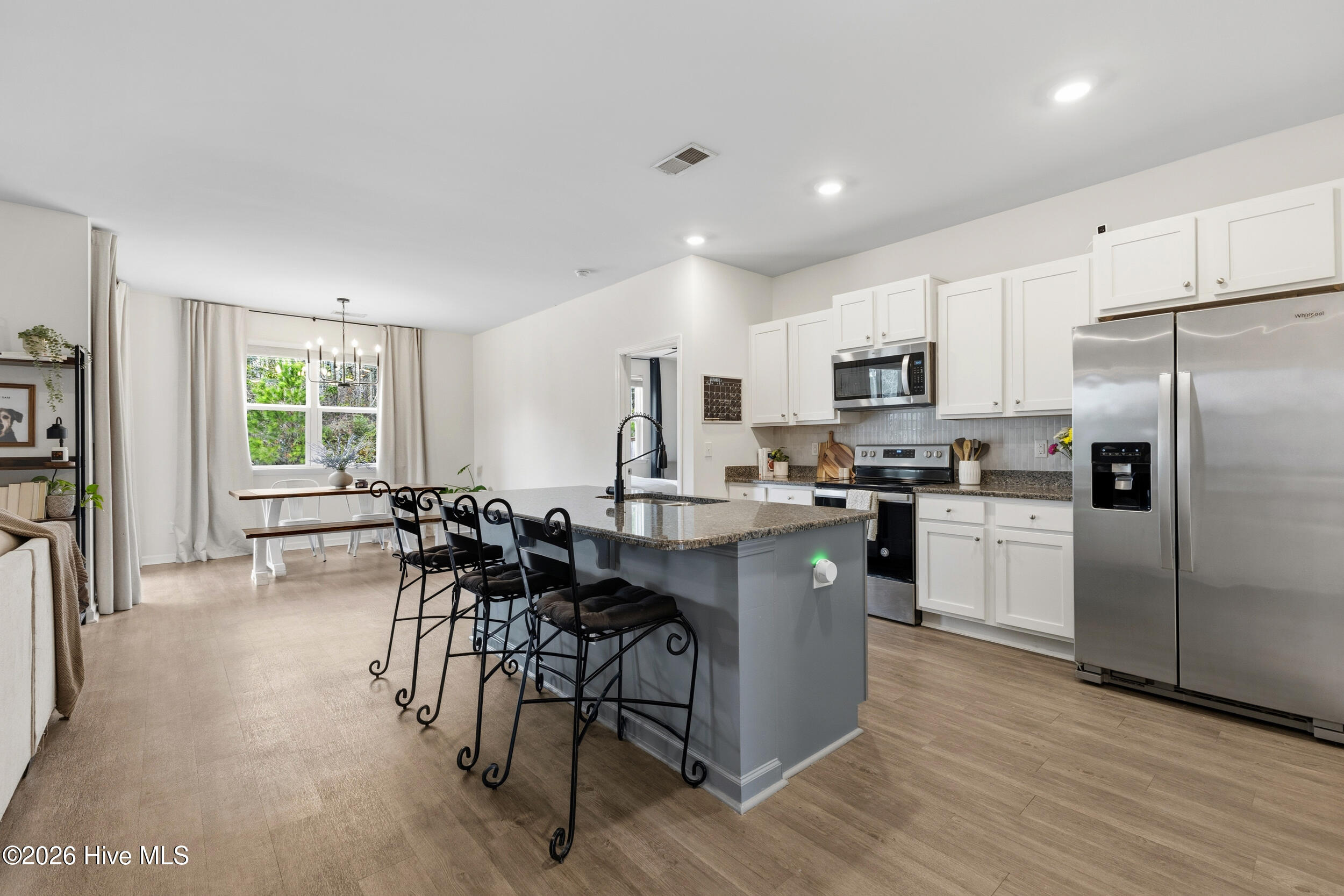 100555223 | Photo 13